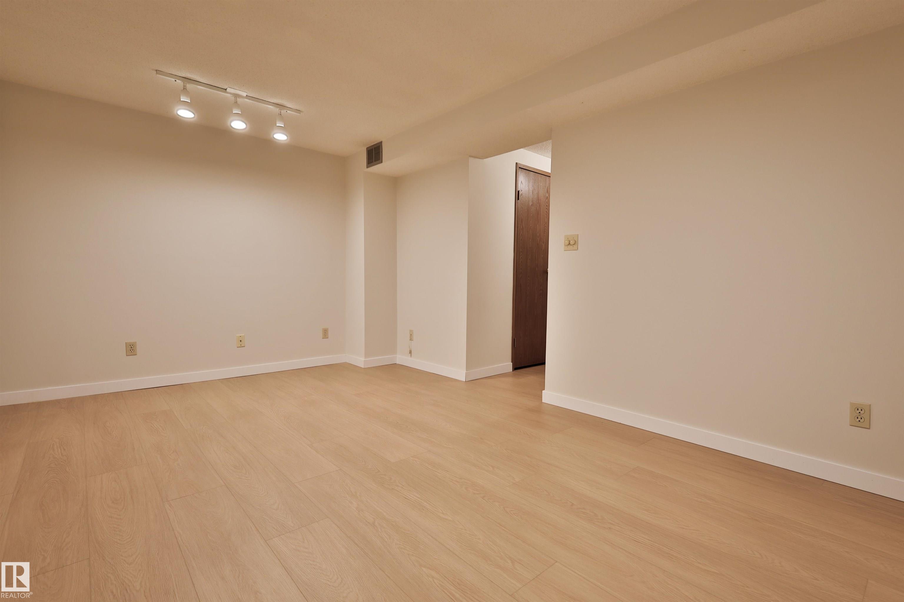 Photo 40 at 51 - 10453 20 Avenue NW, Keheewin, Edmonton