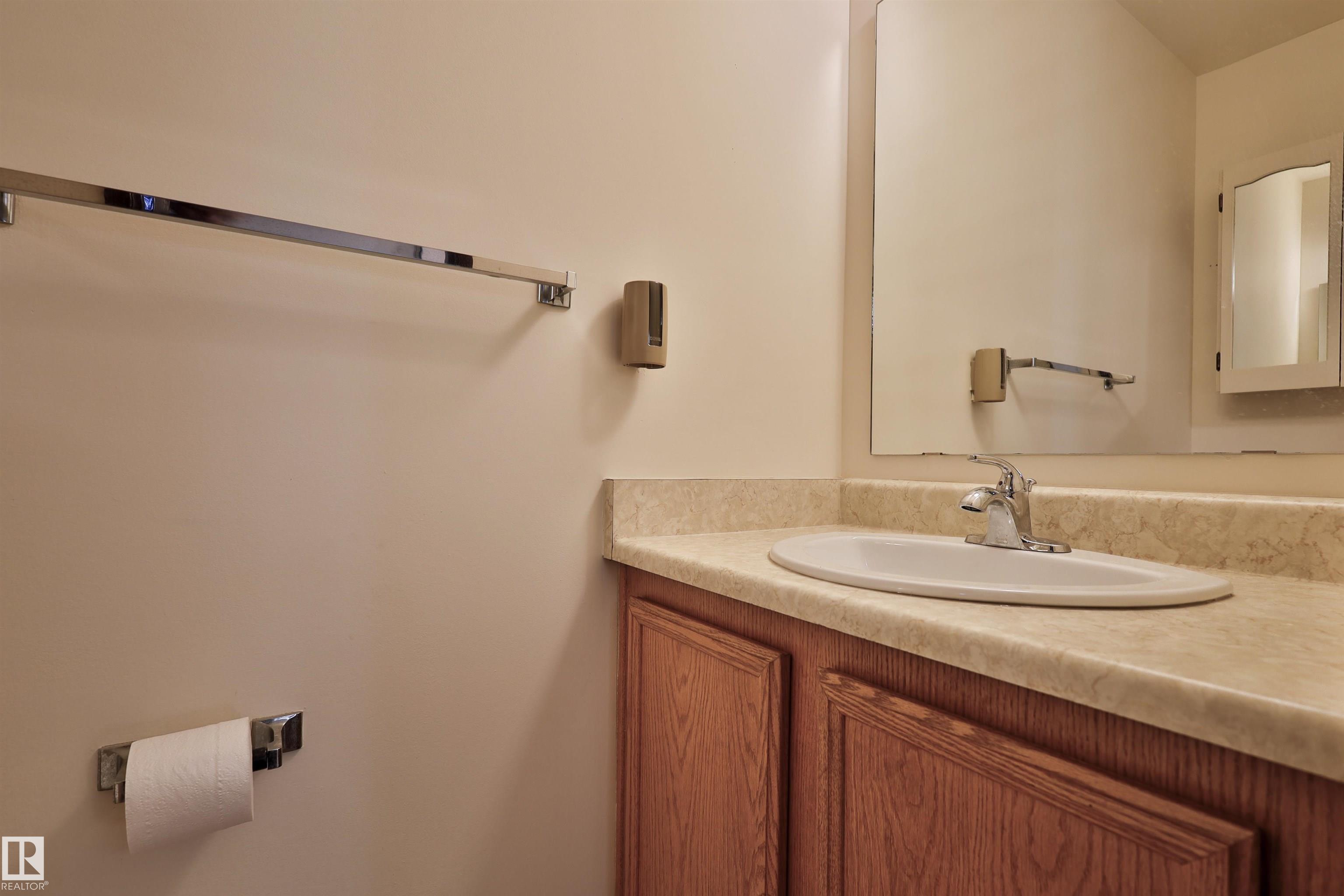 Photo 10 at 51 - 10453 20 Avenue NW, Keheewin, Edmonton