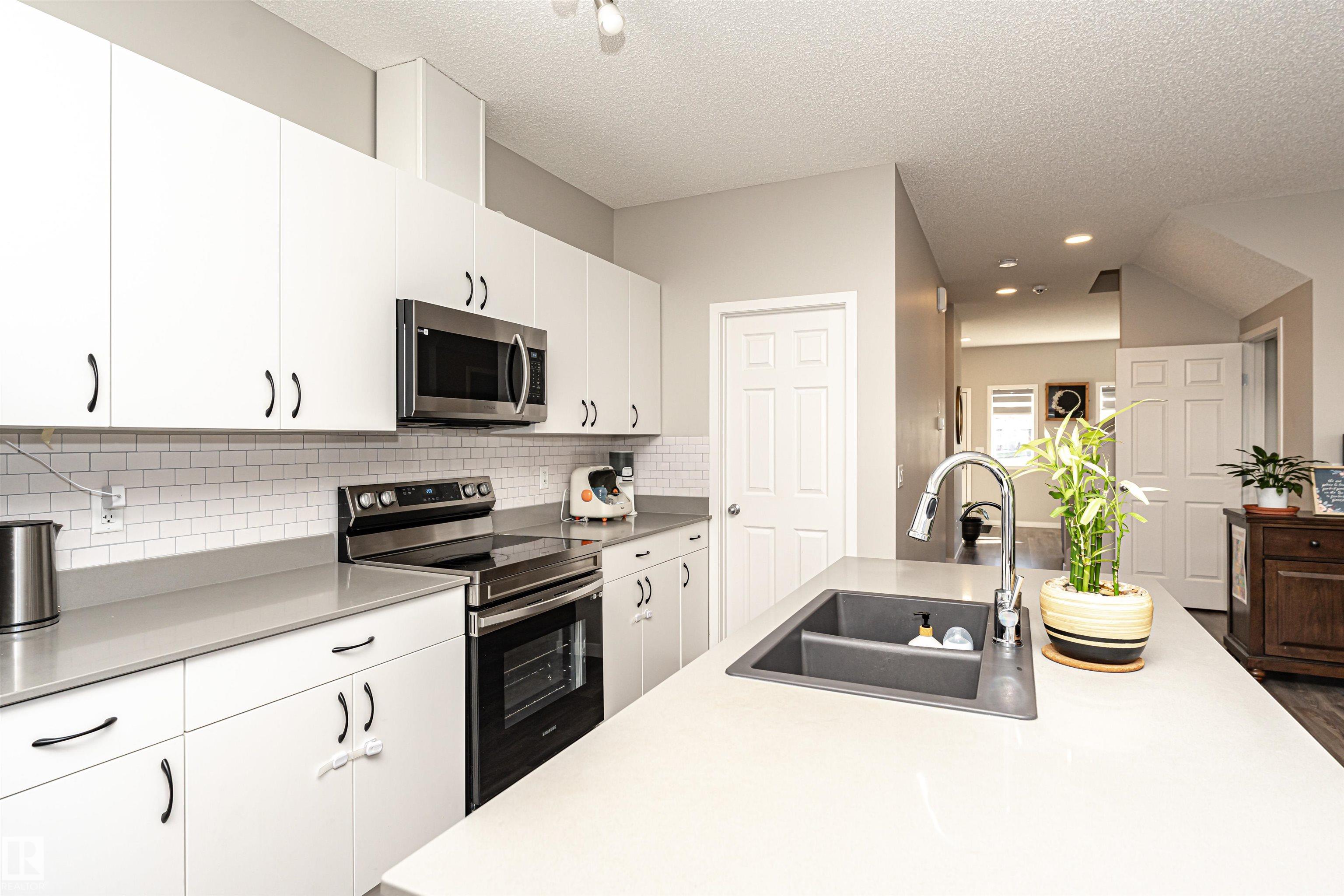 Photo 22 at 9612 Colak Link SW, Chappelle Area, Edmonton