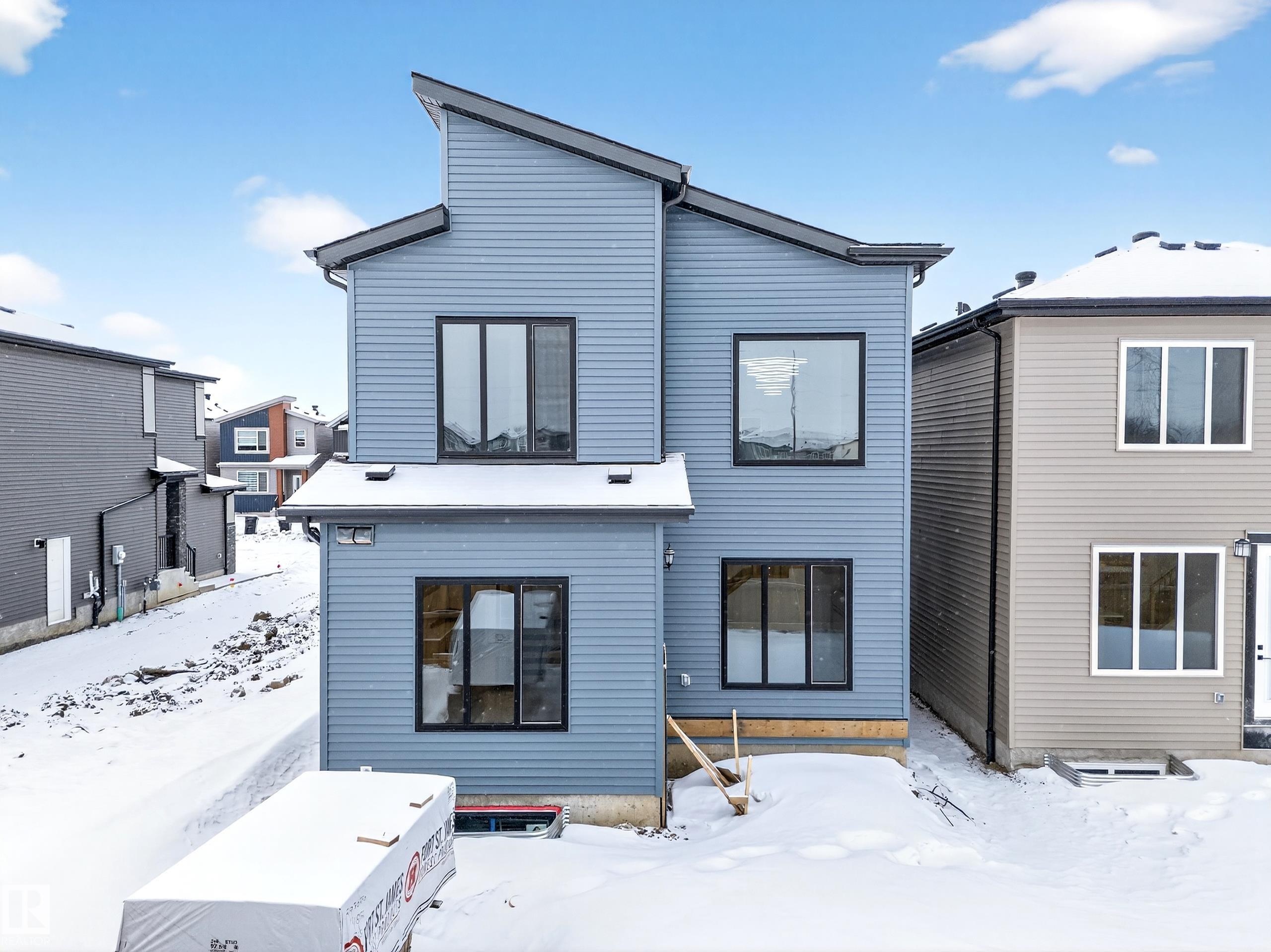 Photo 3 at 111 28 Street SW, Alces, Edmonton