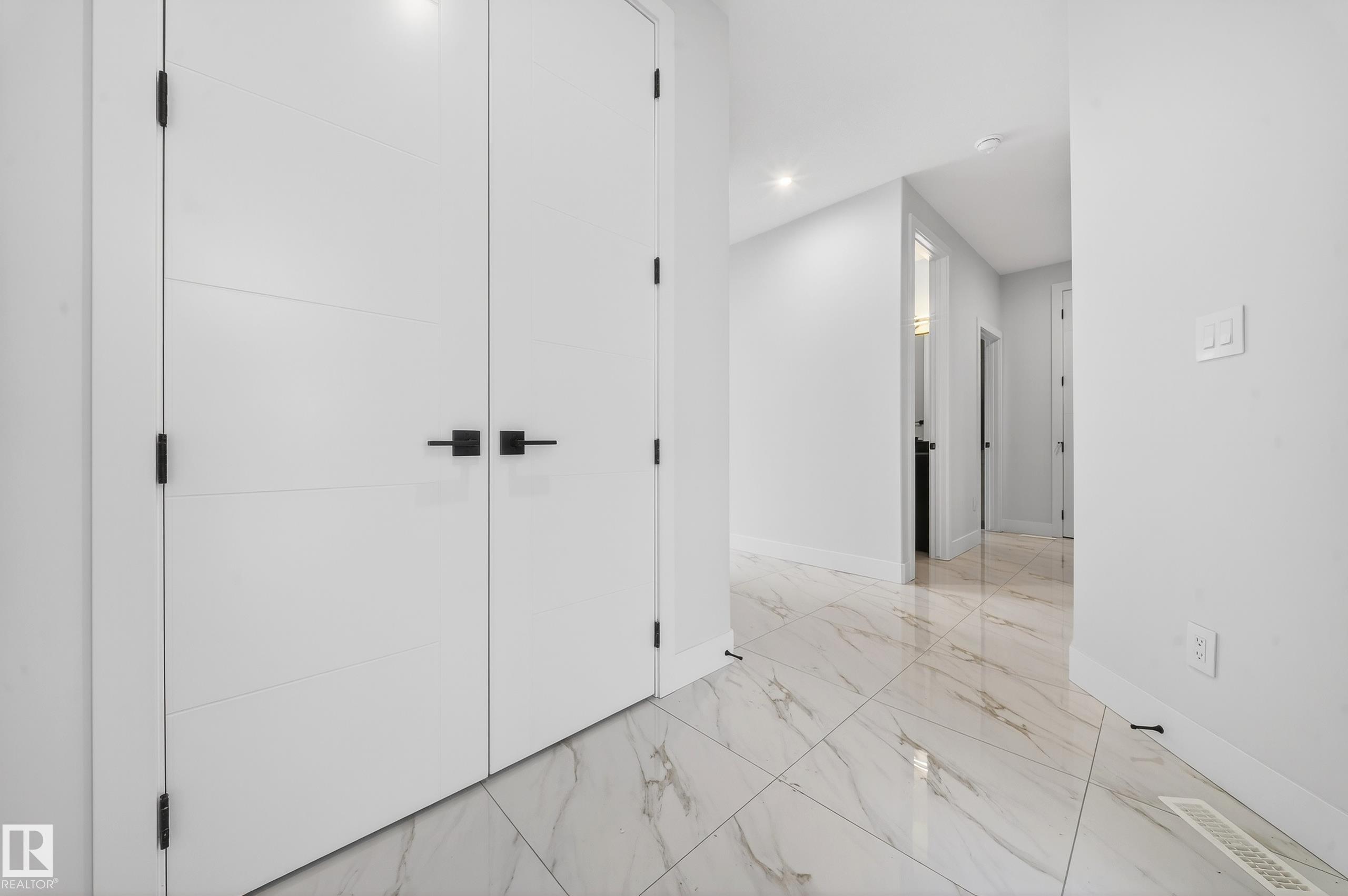 Photo 9 at 111 28 Street SW, Alces, Edmonton