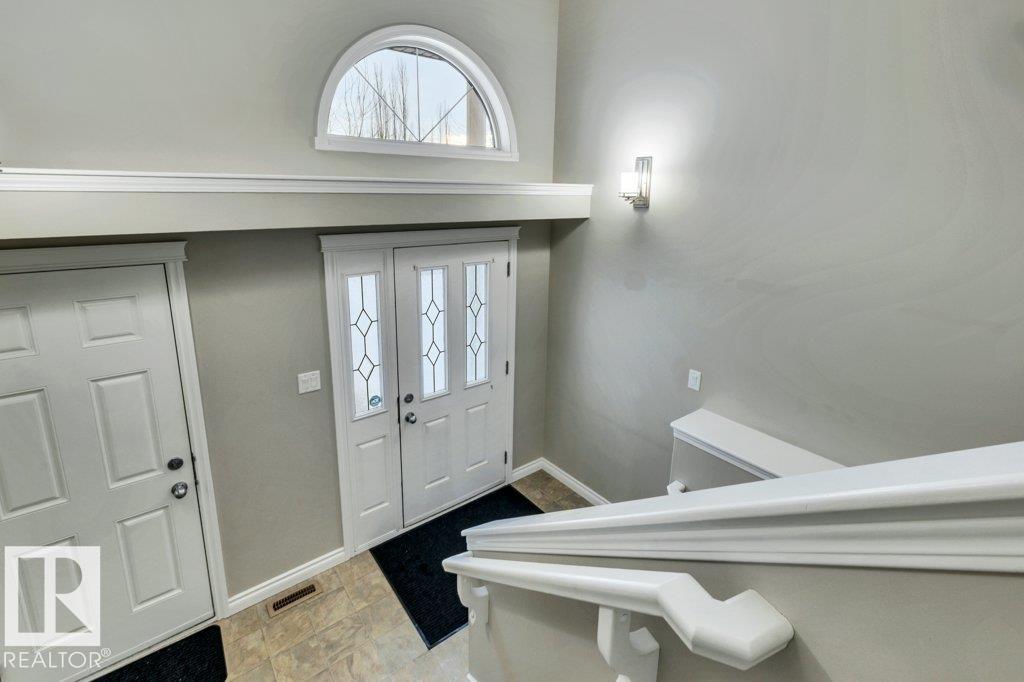 Photo 6 at 708 60 Street SW, Charlesworth, Edmonton