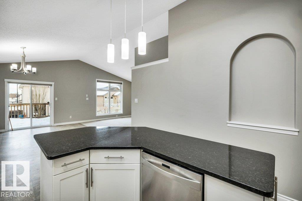 Photo 10 at 708 60 Street SW, Charlesworth, Edmonton