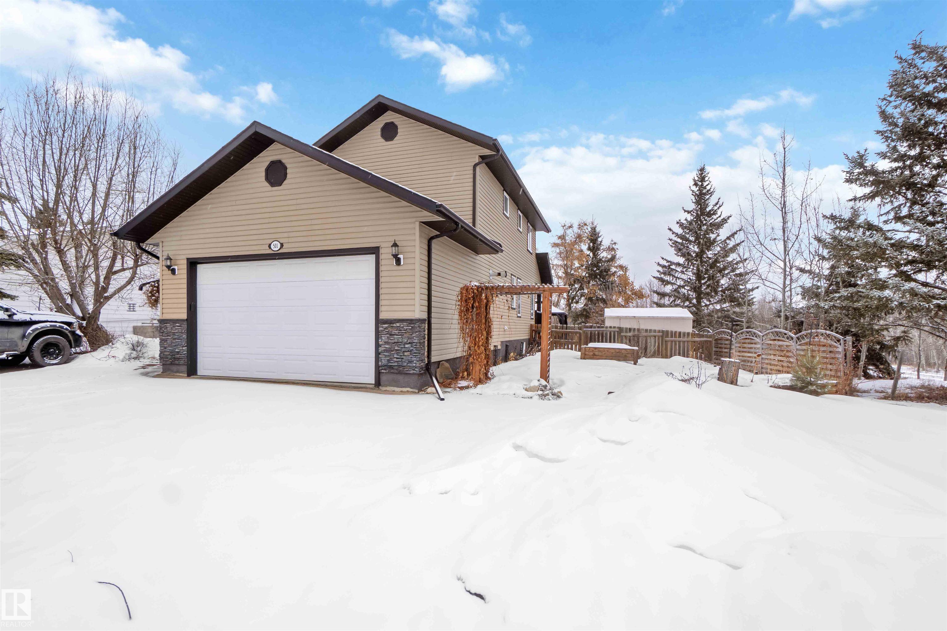 501 Lakeside Drive, Spring Lake, Rural Parkland County