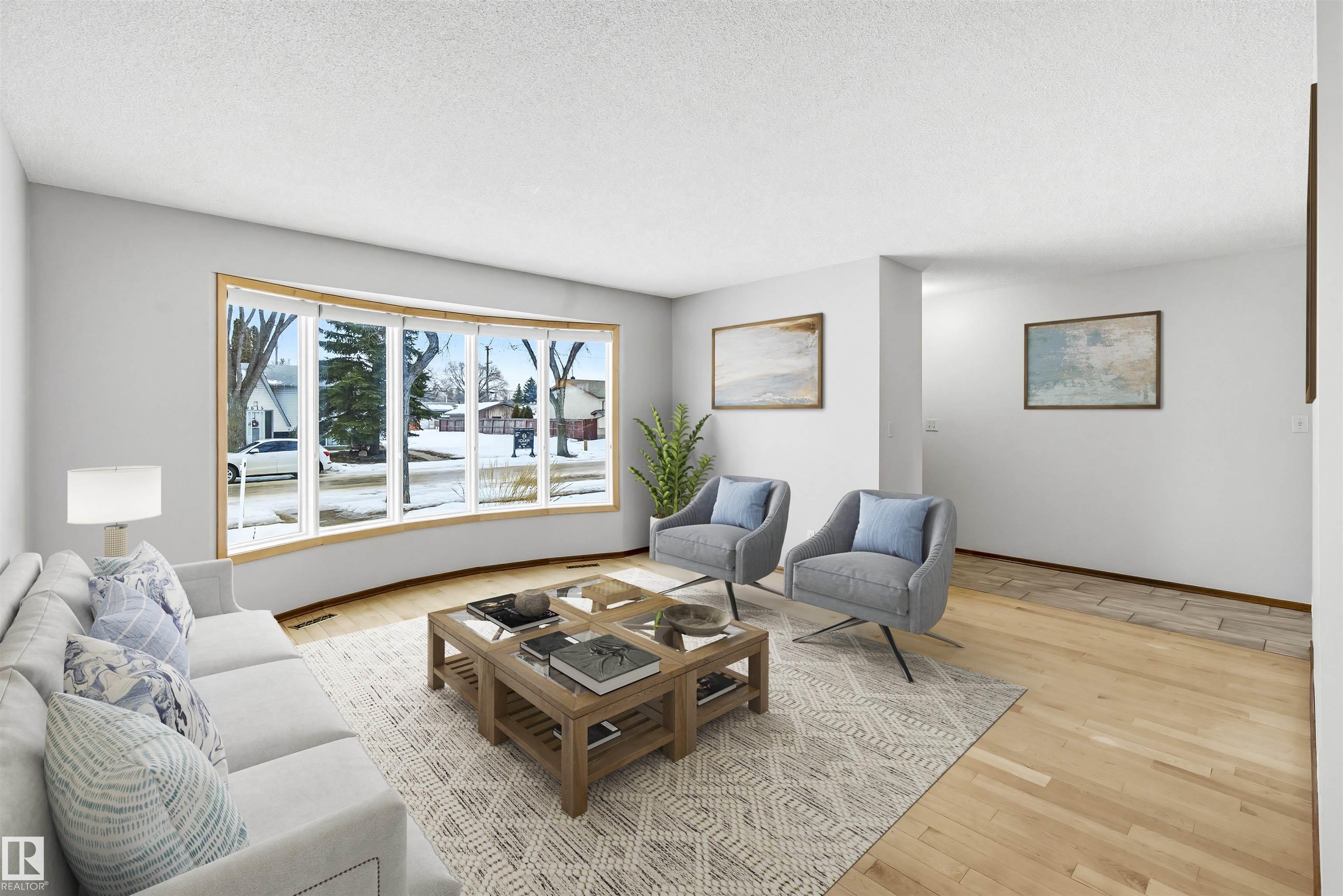 Photo 4 at 9616 154 Street NW, West Jasper Place, Edmonton