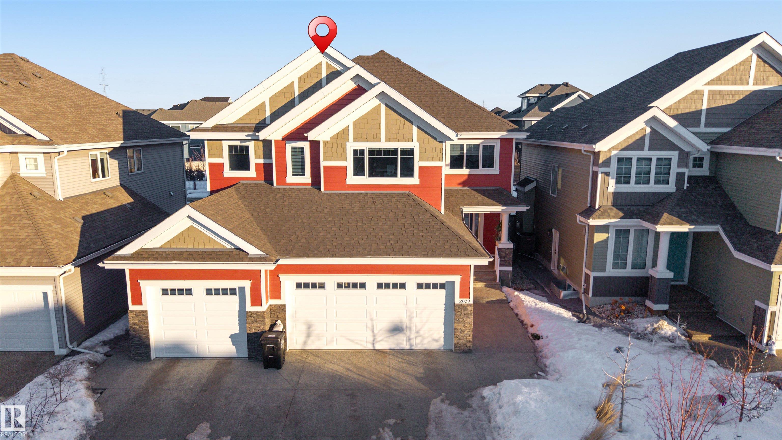 2029 89b Street SW, Summerside, Edmonton photo number 2