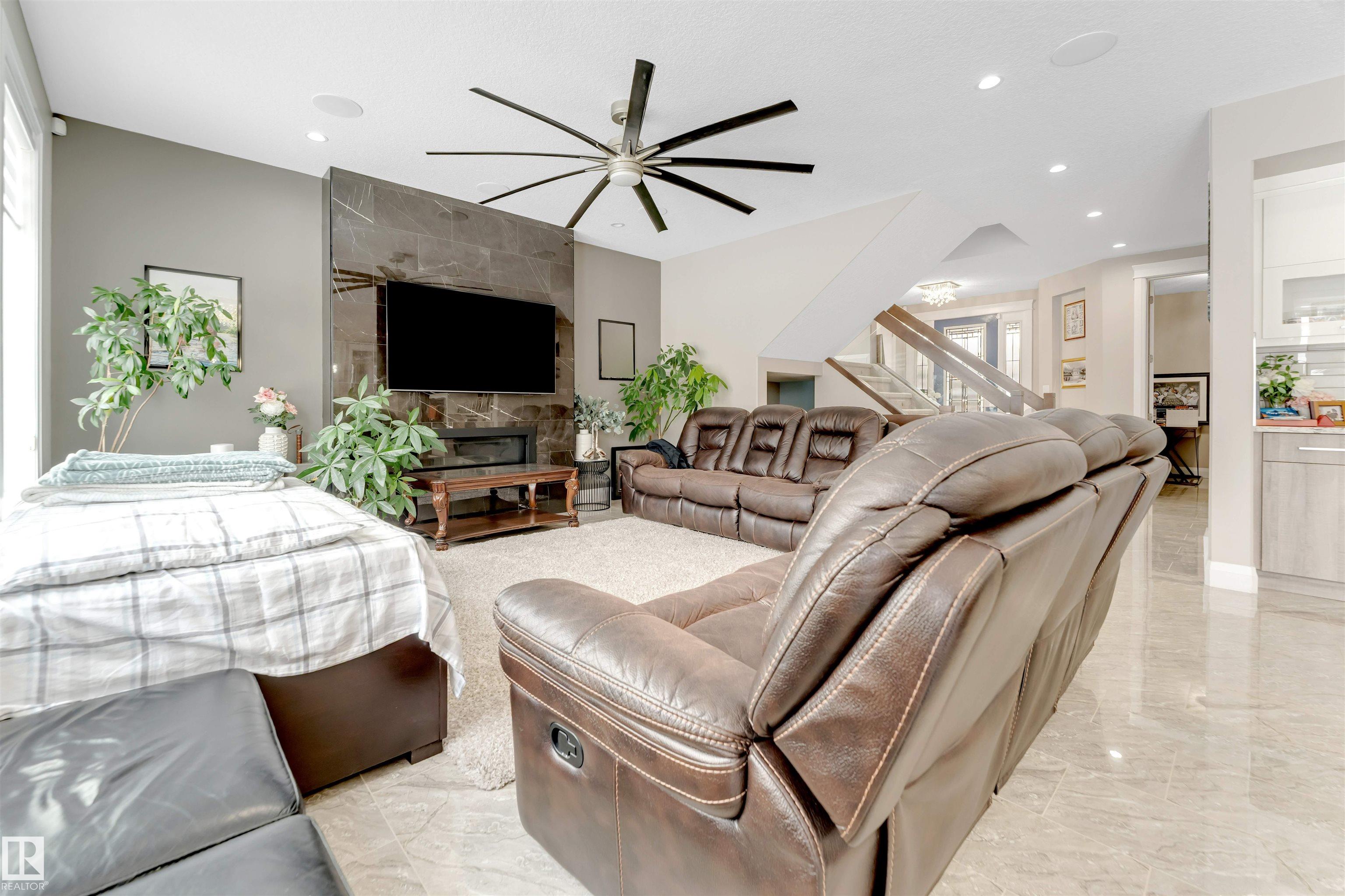 Photo 11 at 2029 89b Street SW, Summerside, Edmonton