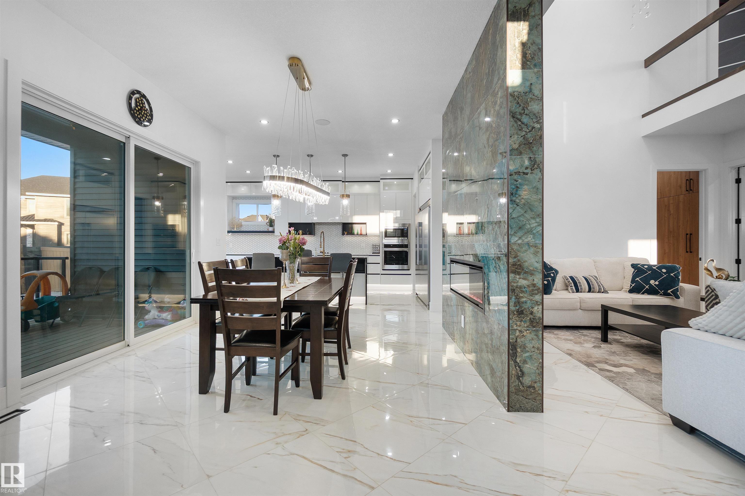 Photo 15 at 3904 Ginsburg Crescent NW, Granville, Edmonton