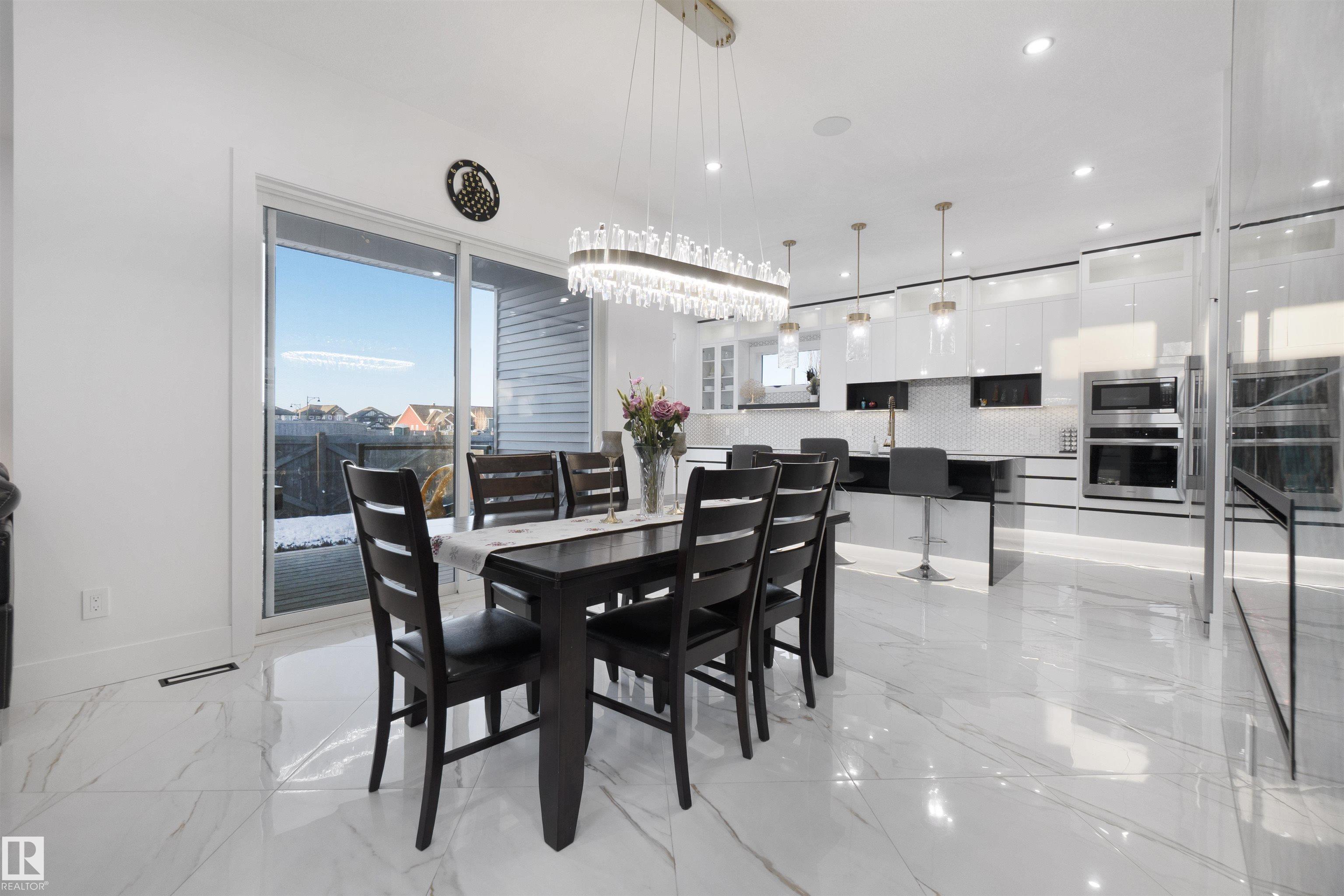 Photo 16 at 3904 Ginsburg Crescent NW, Granville, Edmonton