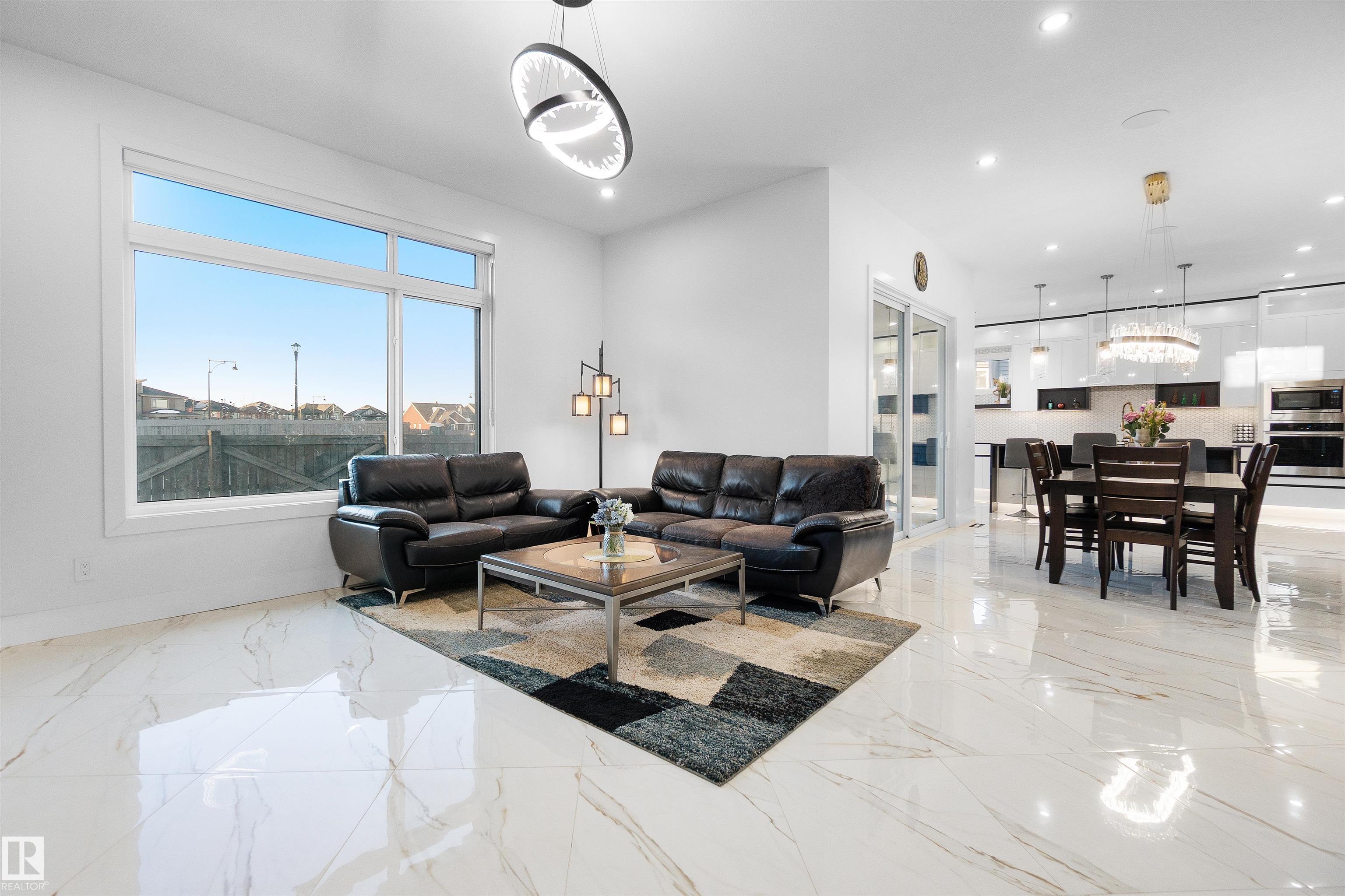 Photo 29 at 3904 Ginsburg Crescent NW, Granville, Edmonton