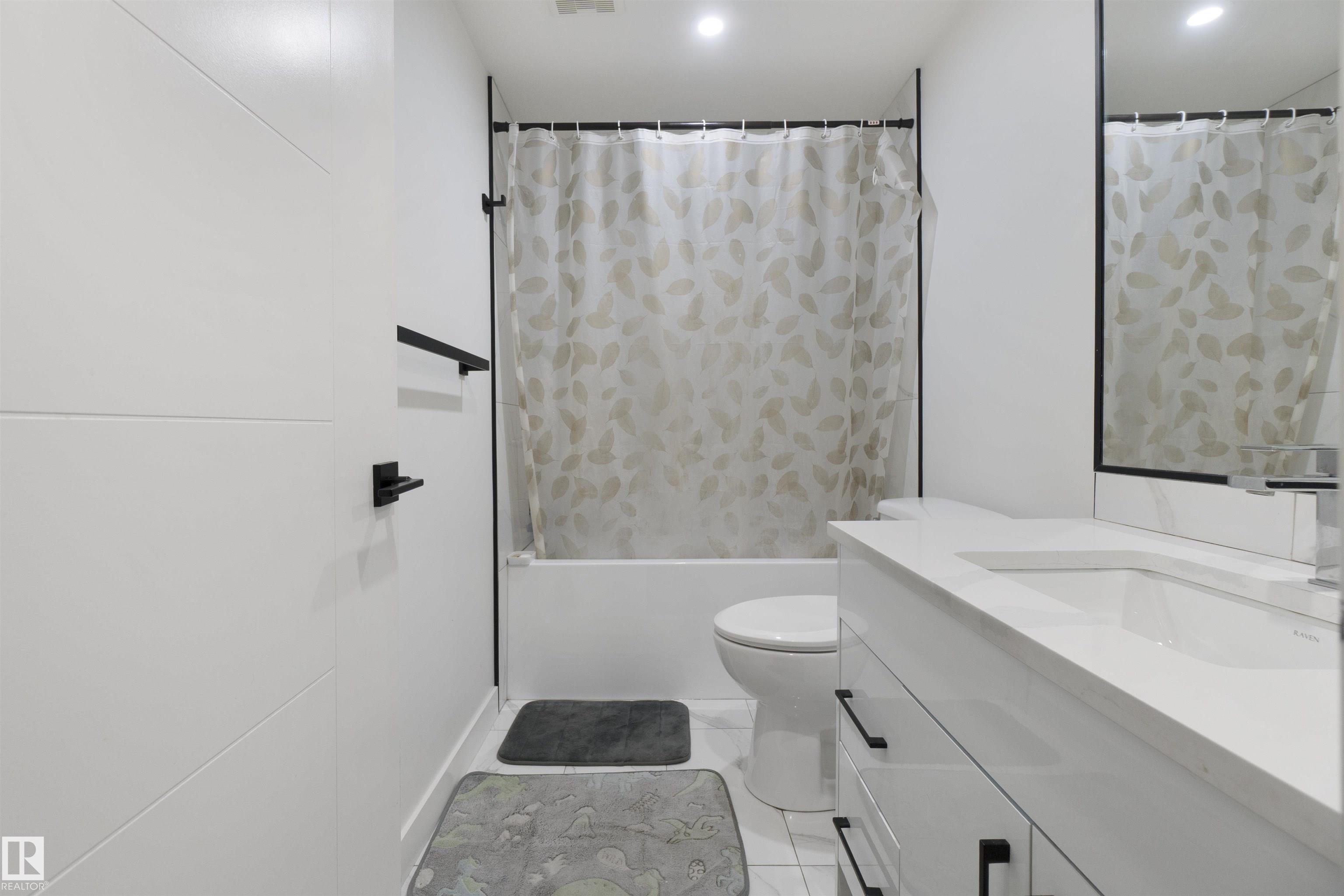 Photo 70 at 3904 Ginsburg Crescent NW, Granville, Edmonton