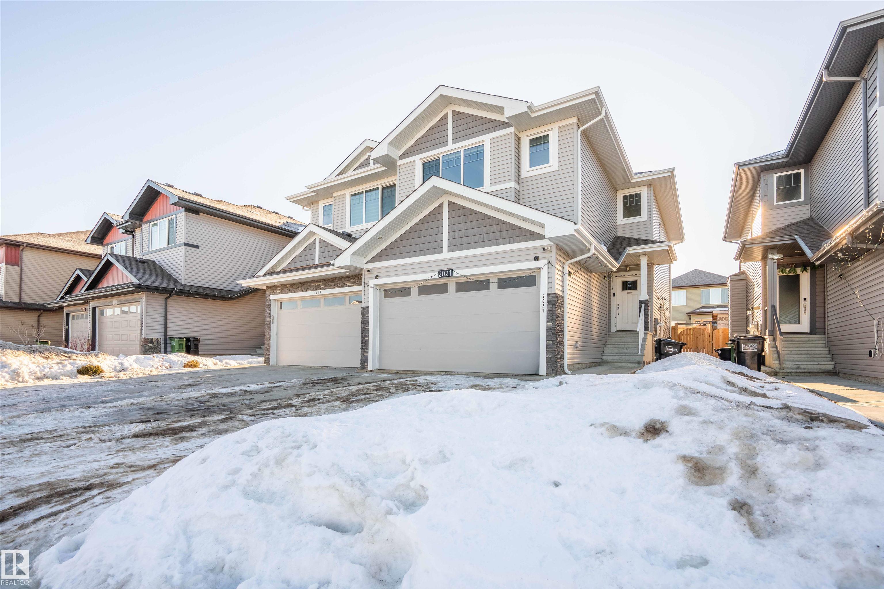2021 15 Avenue NW, Laurel, Edmonton photo number 2