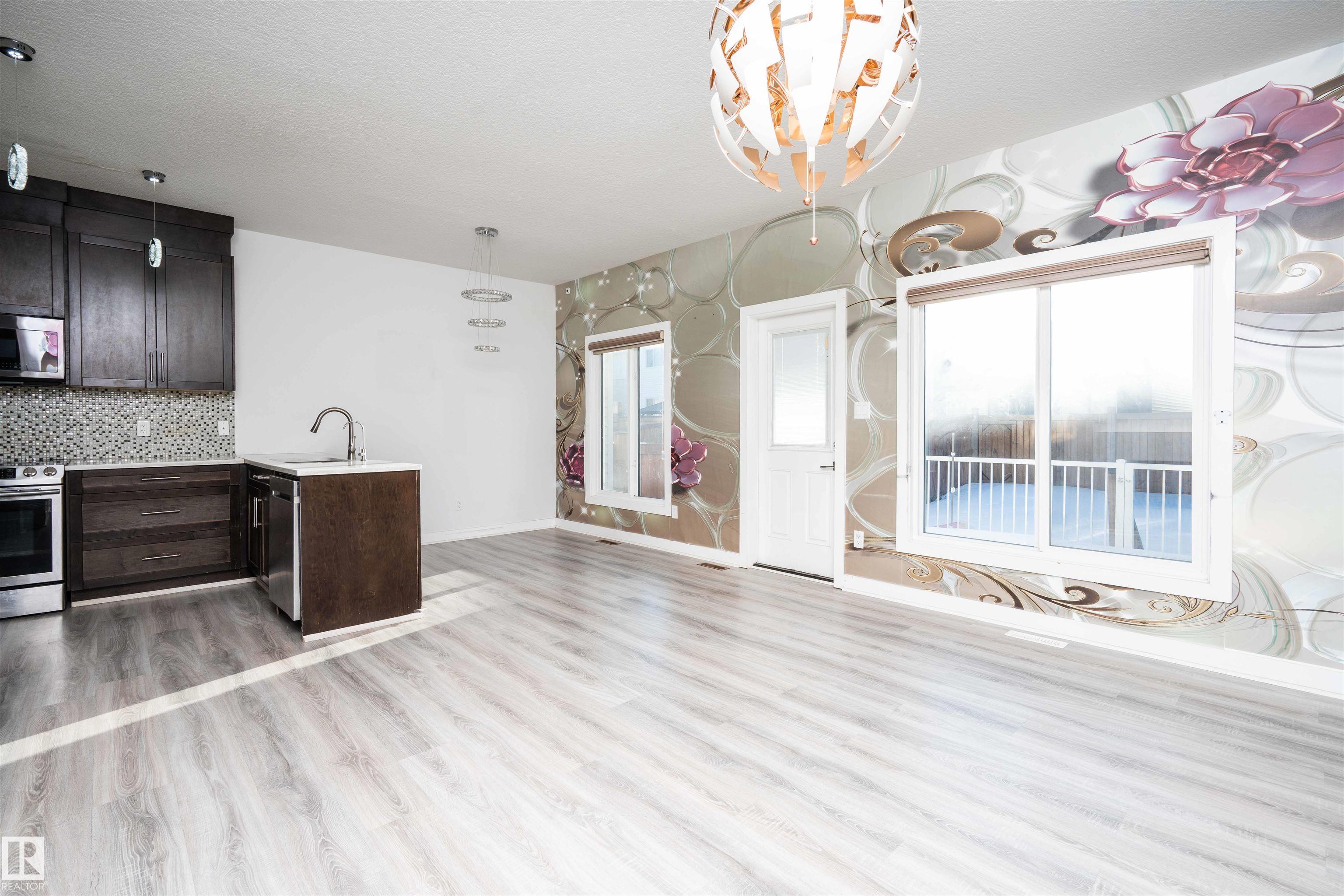 Photo 14 at 2021 15 Avenue NW, Laurel, Edmonton