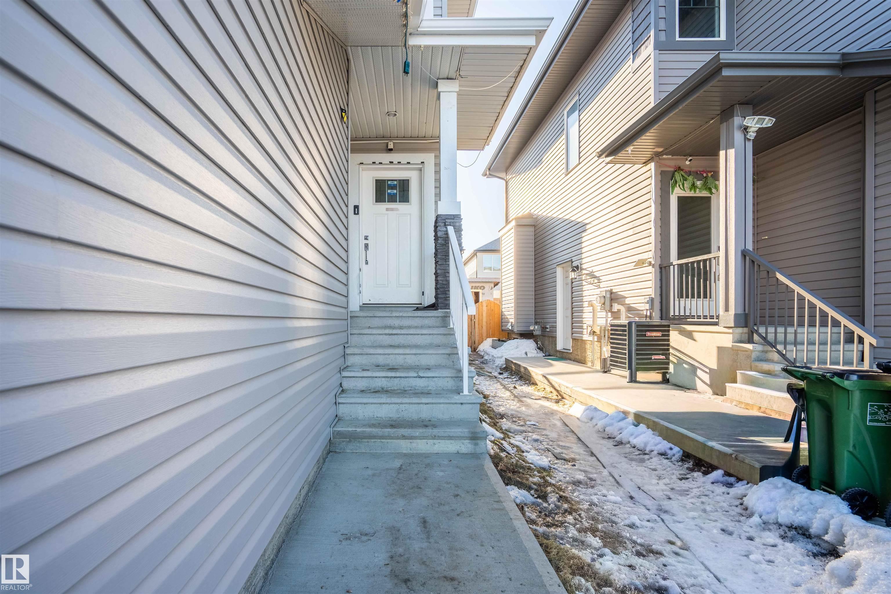 Photo 5 at 2021 15 Avenue NW, Laurel, Edmonton