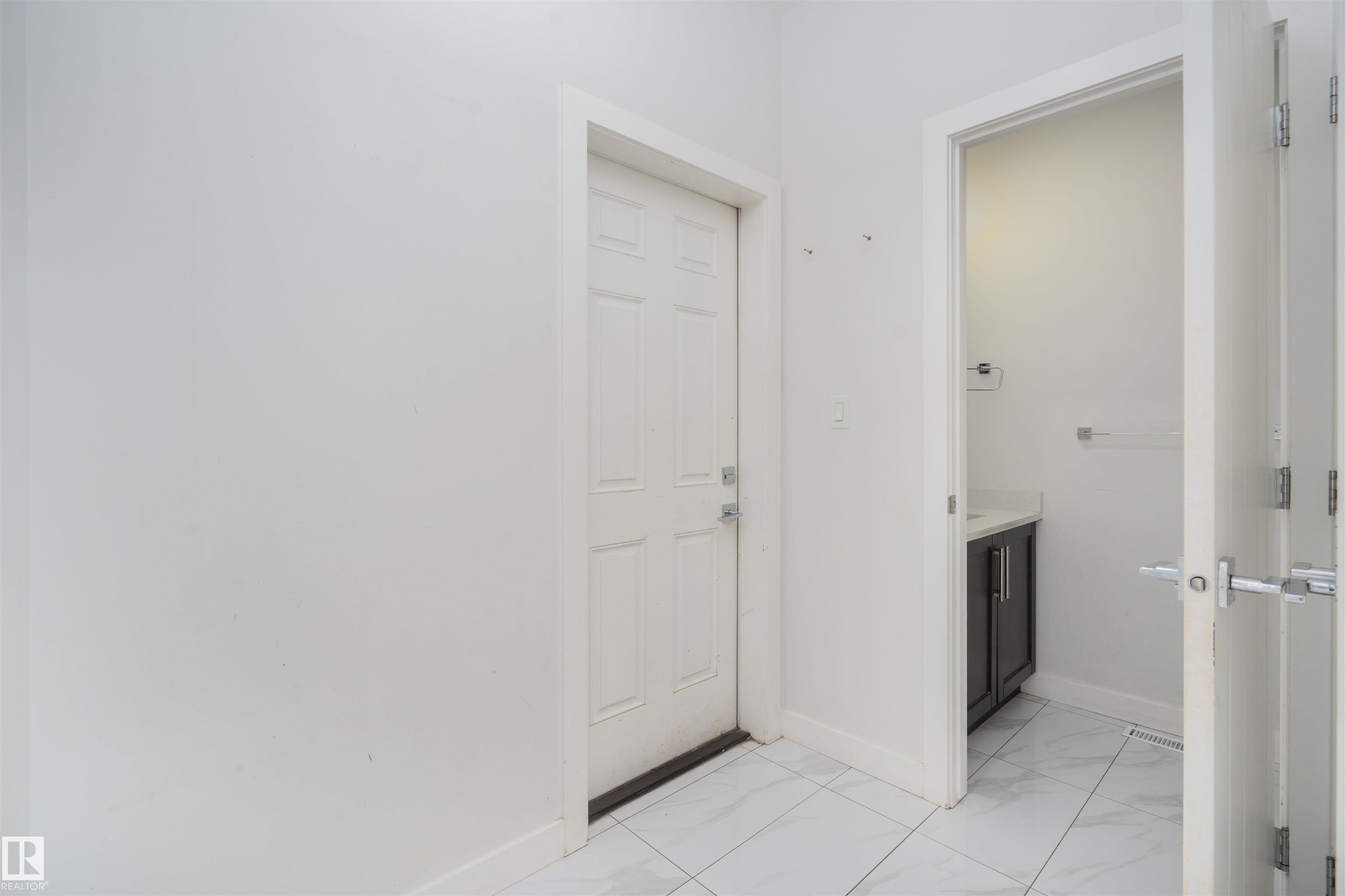 Photo 7 at 2021 15 Avenue NW, Laurel, Edmonton