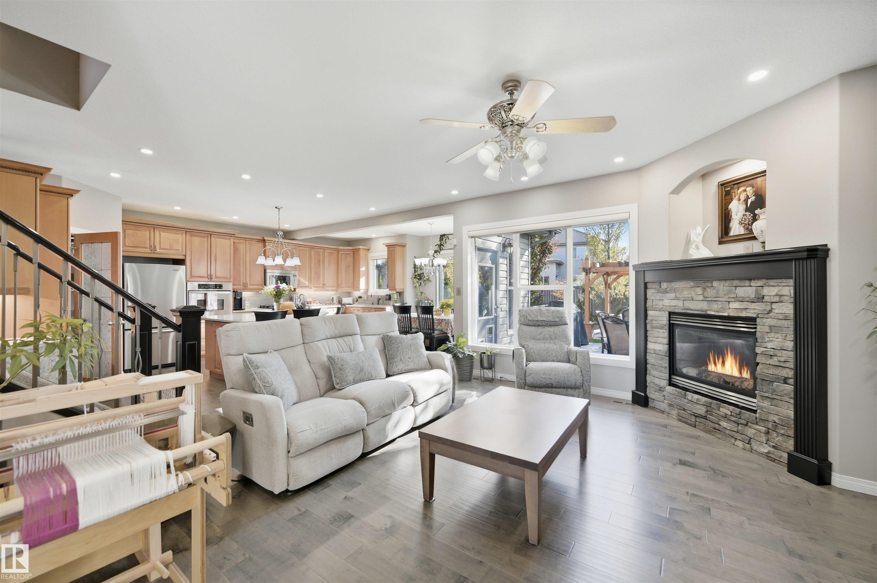 Photo 8 at 2311 Bailey Court SW, Blackmud Creek, Edmonton