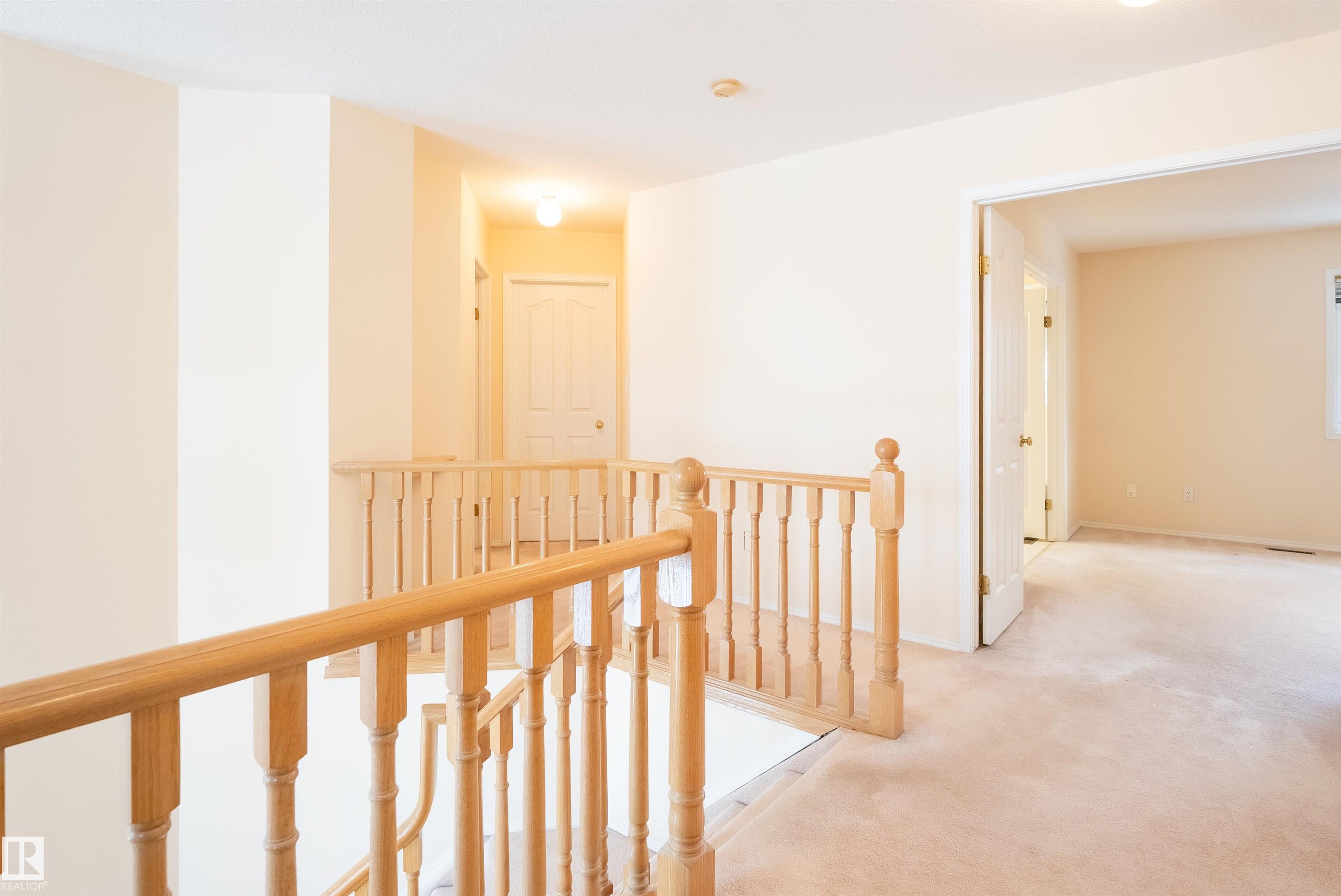 Photo 15 at 716 Revell Crescent NW, Rhatigan Ridge, Edmonton