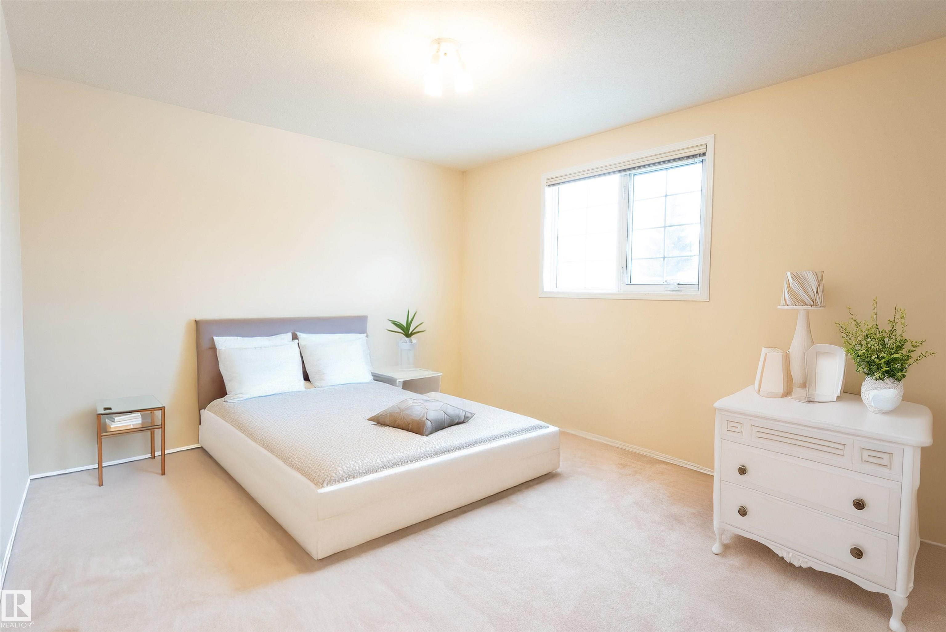 Photo 21 at 716 Revell Crescent NW, Rhatigan Ridge, Edmonton