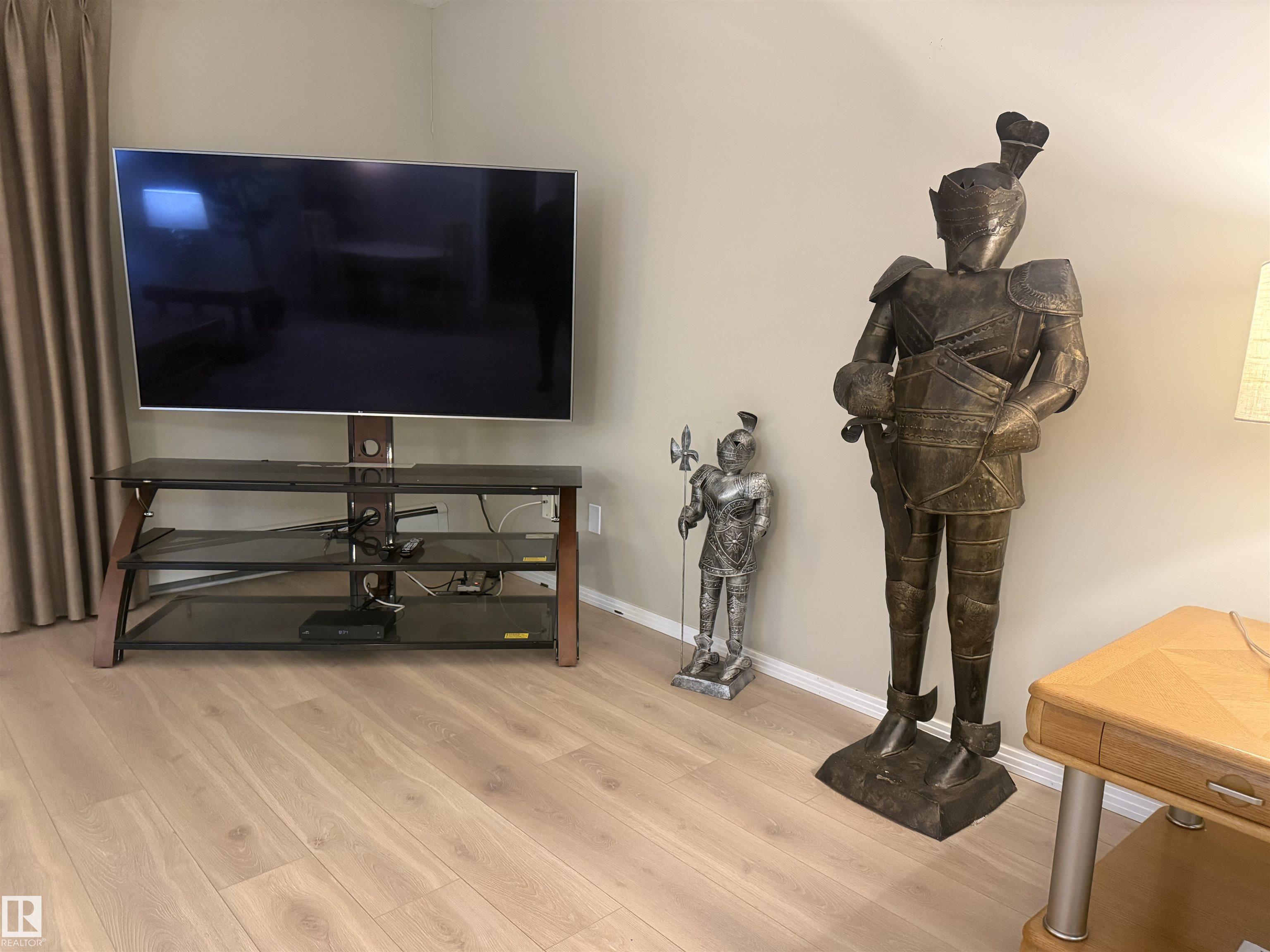 Photo 22 at 315 - 592 Hooke Road NW, Canon Ridge, Edmonton