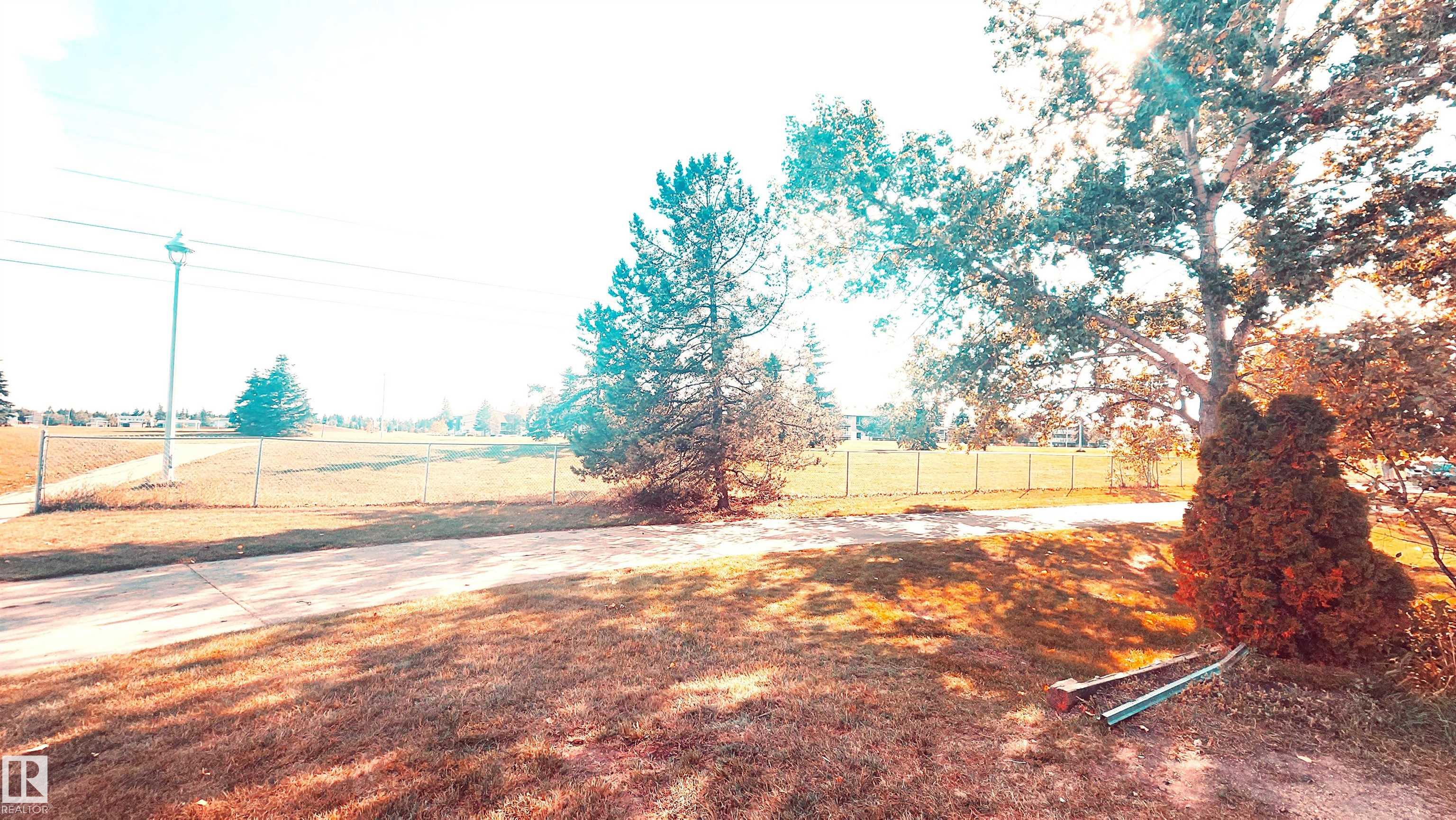 Photo 14 at 2 - 11265 31 Avenue NW, Sweet Grass, Edmonton