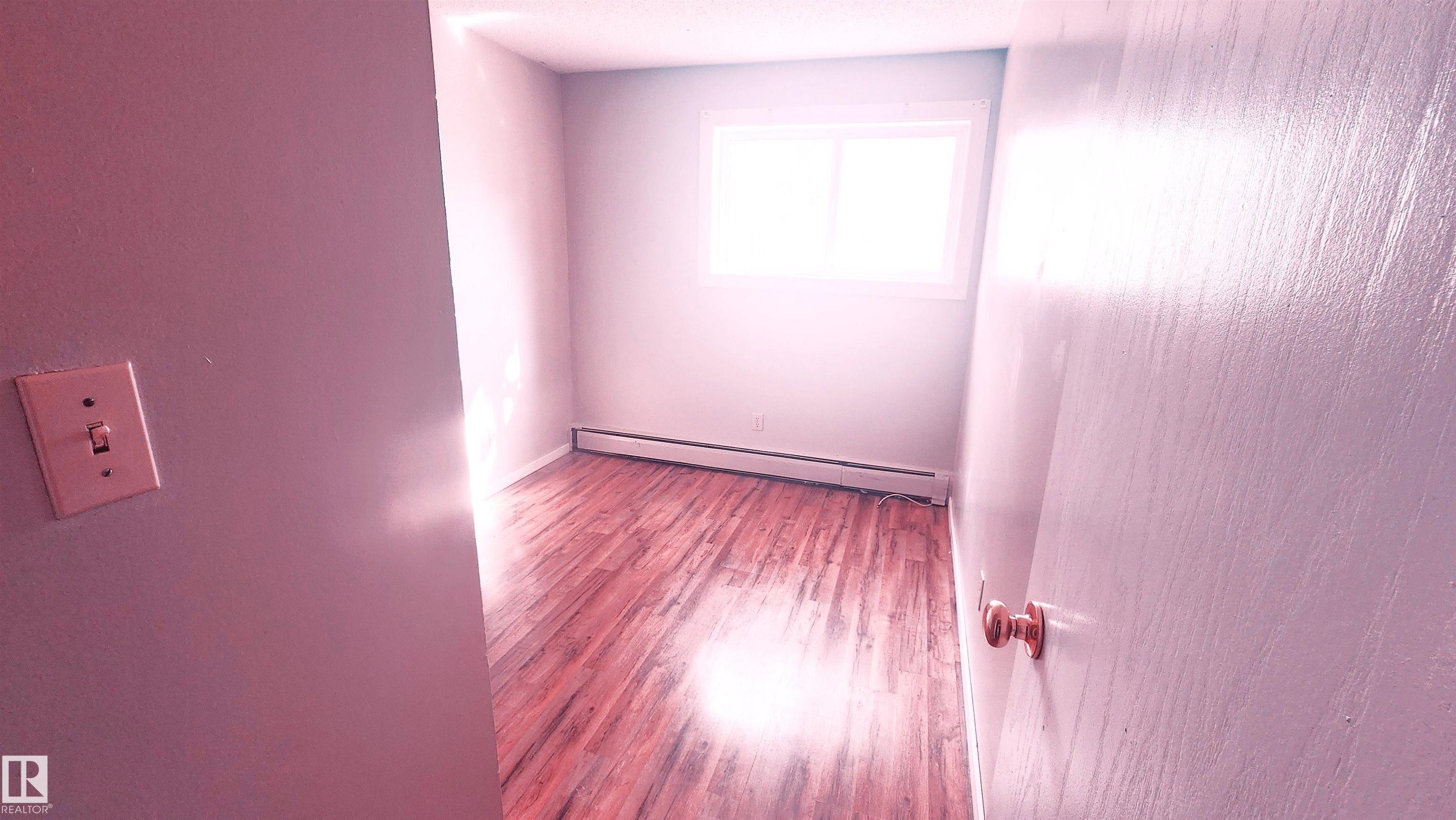 Photo 5 at 2 - 11265 31 Avenue NW, Sweet Grass, Edmonton