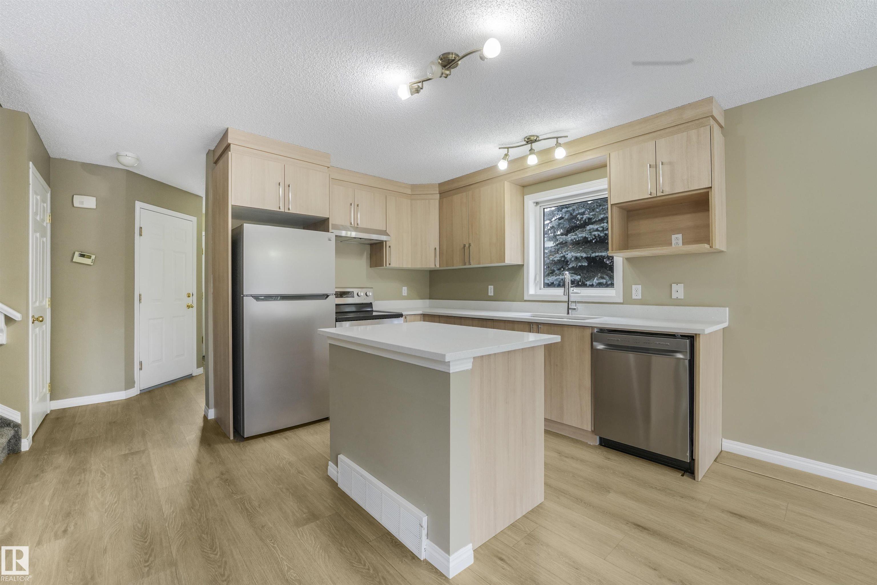 Photo 28 at 33 - 4020 21 Street NW, Larkspur, Edmonton