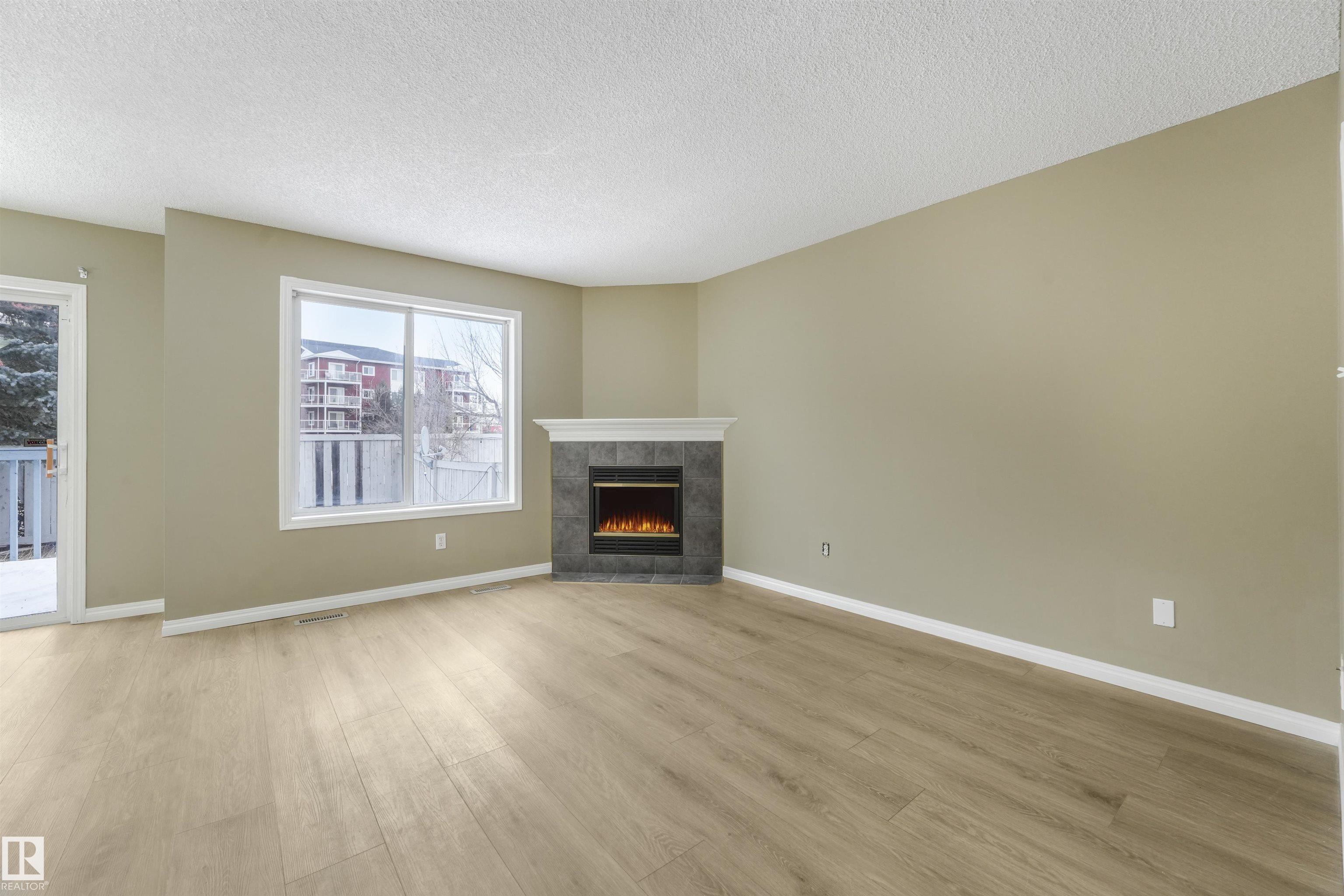 Photo 34 at 33 - 4020 21 Street NW, Larkspur, Edmonton