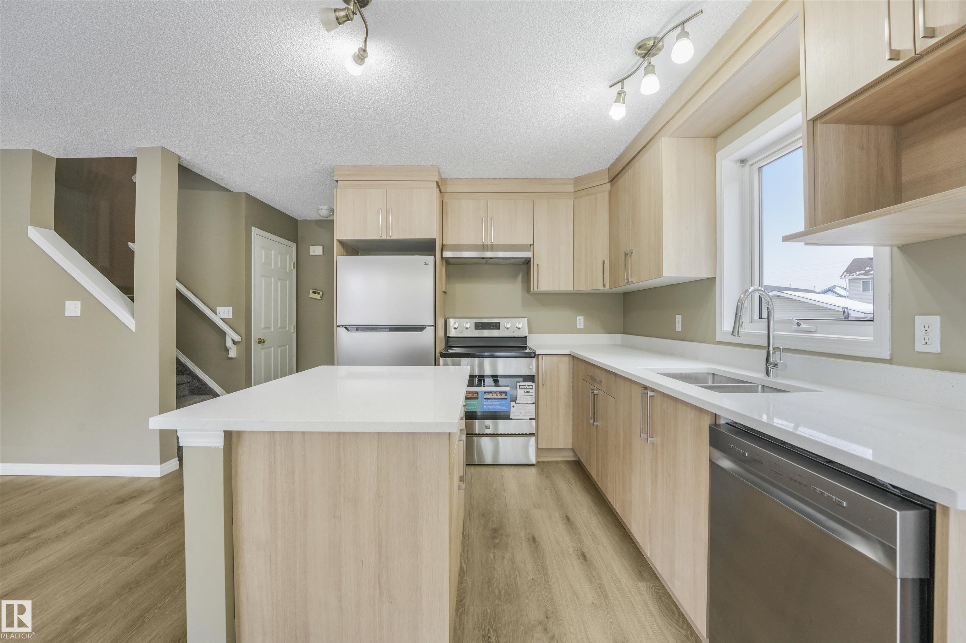 Photo 38 at 33 - 4020 21 Street NW, Larkspur, Edmonton