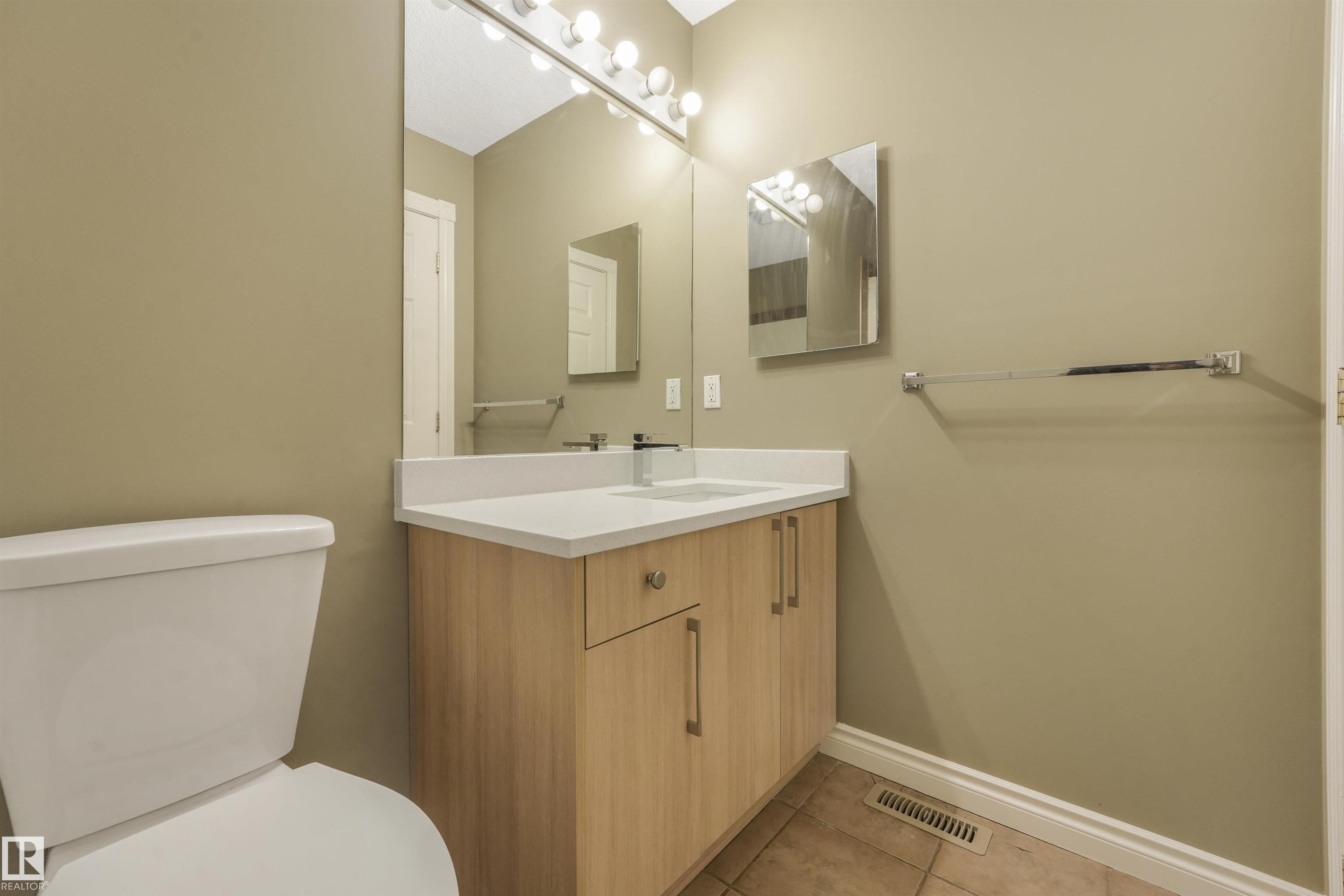 Photo 52 at 33 - 4020 21 Street NW, Larkspur, Edmonton