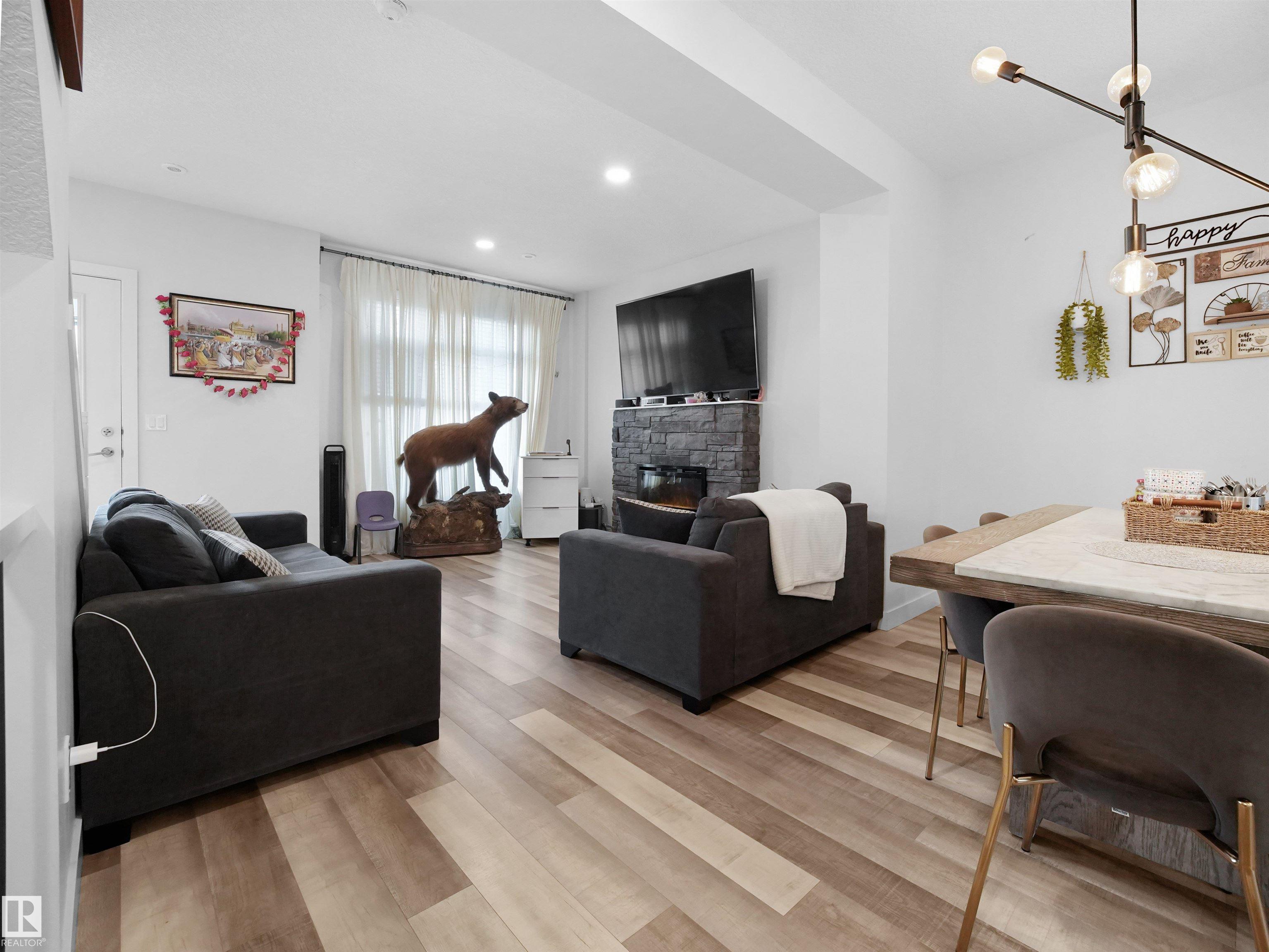 Photo 10 at 92 - 804 Welsh Drive SW, Walker, Edmonton