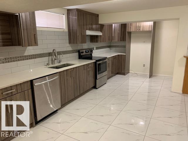 Photo 15 at 232 Kulawy Drive NW, Kiniski Gardens, Edmonton