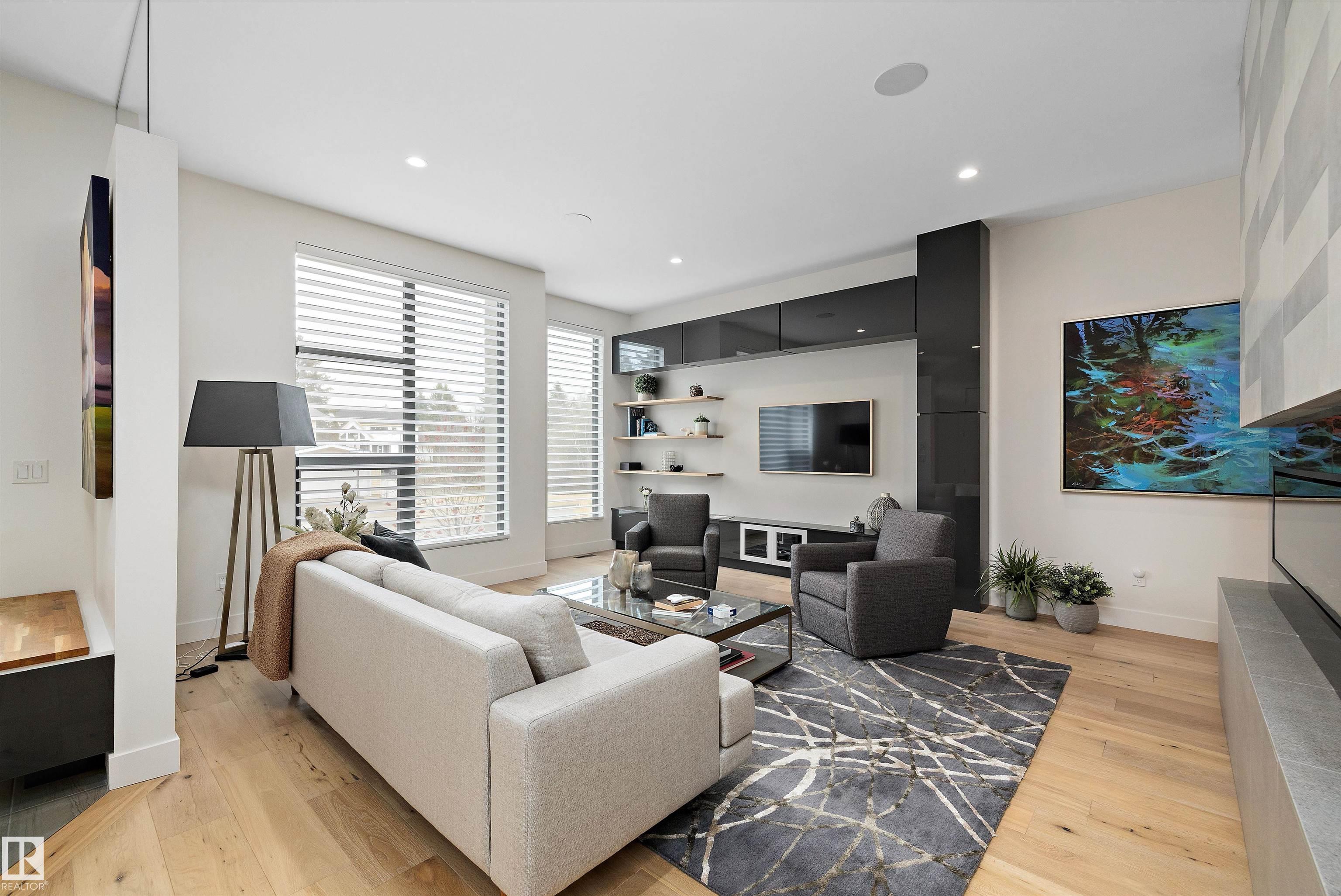 Photo 6 at 44A Valleyview Crescent NW, Parkview, Edmonton