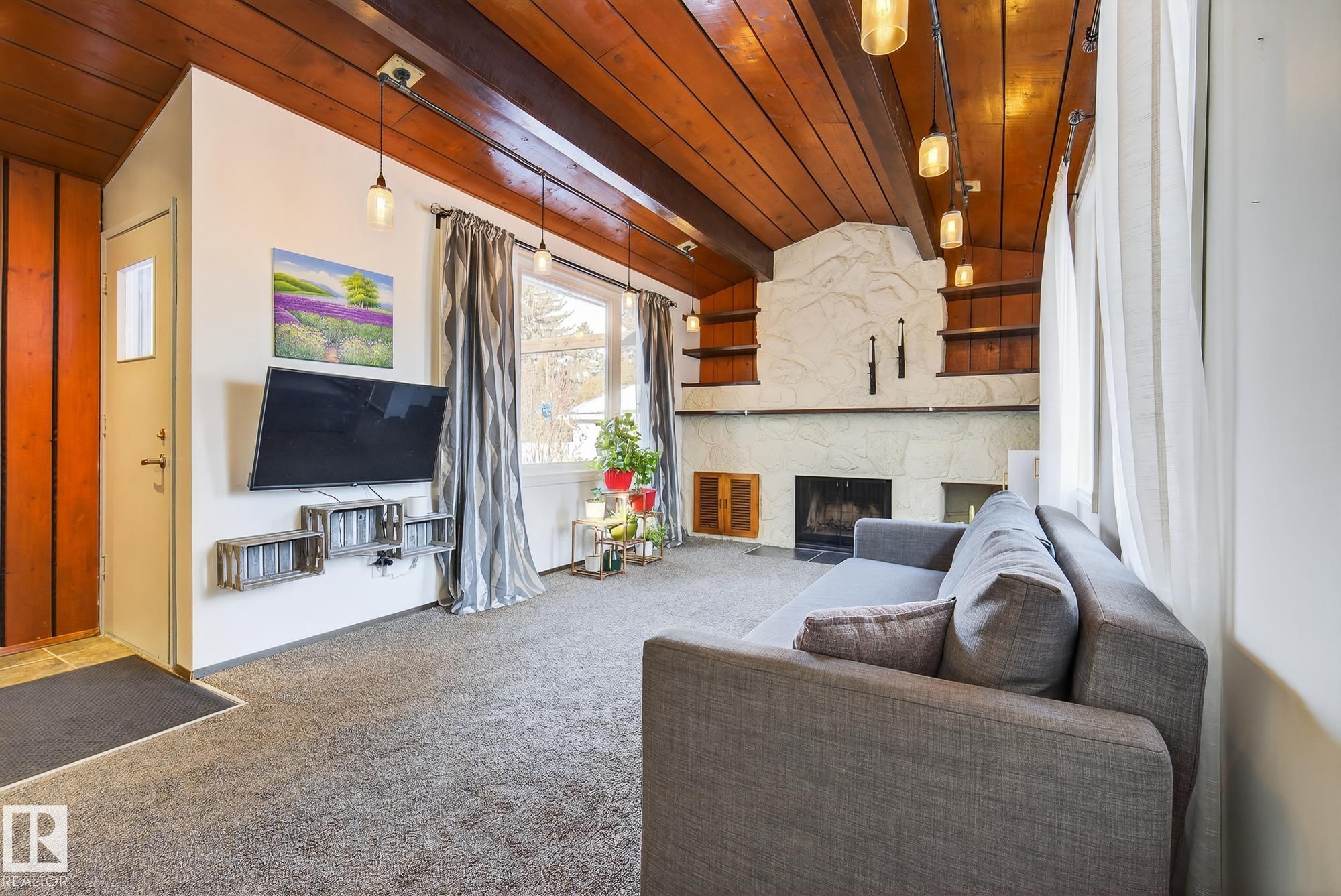 Photo 22 at 11508 35a Avenue NW, Greenfield, Edmonton