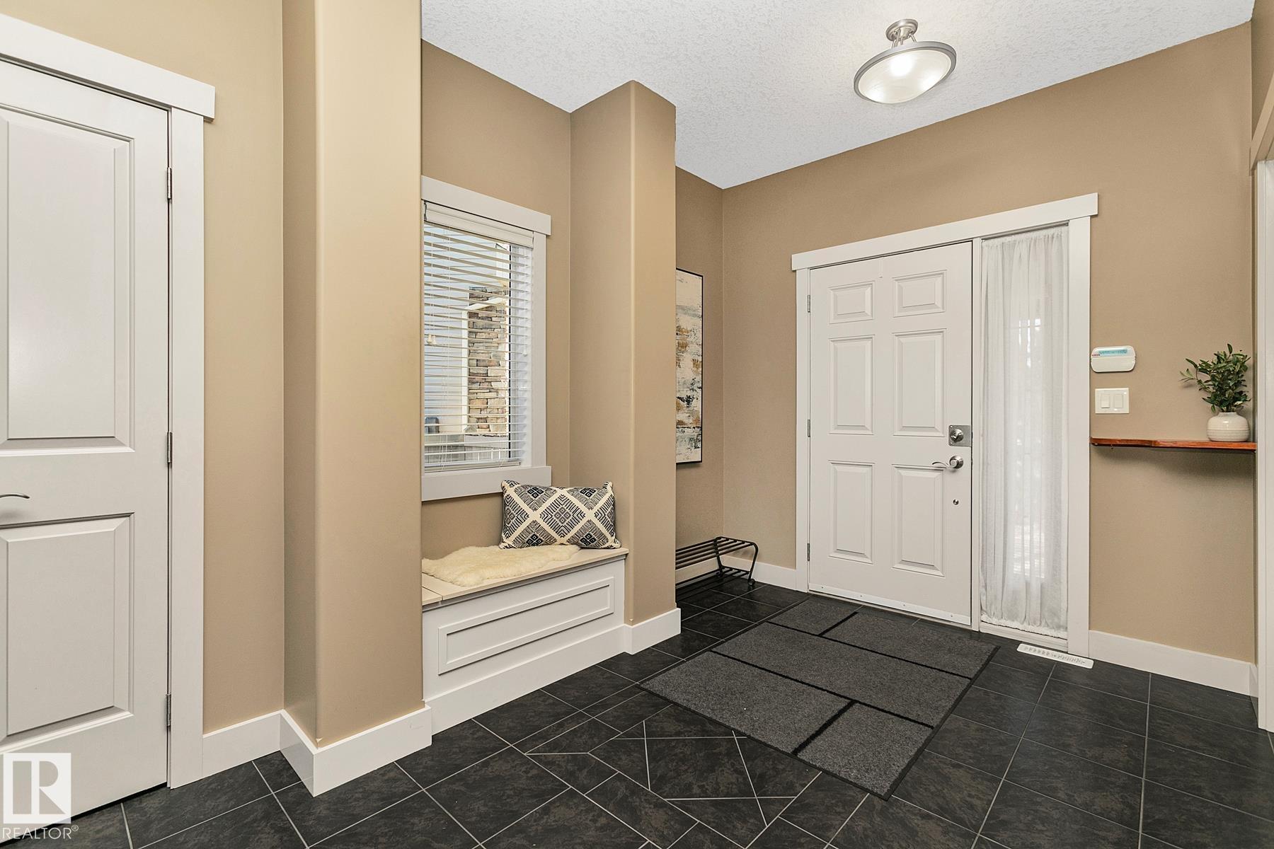 Photo 6 at 1110 Connelly Court SW, Callaghan, Edmonton