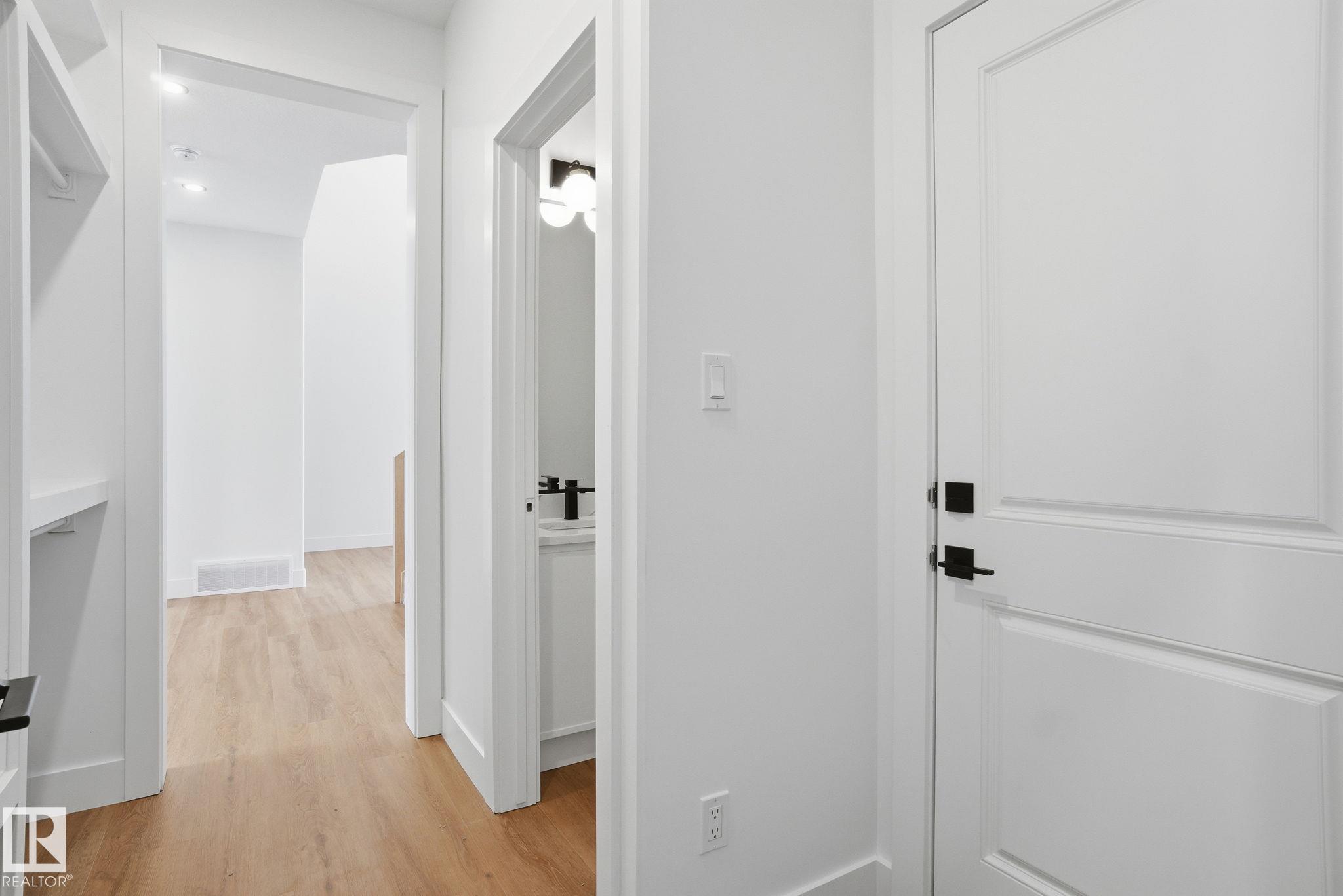 Photo 20 at 142 Edgewater Circle, Southfork, Leduc