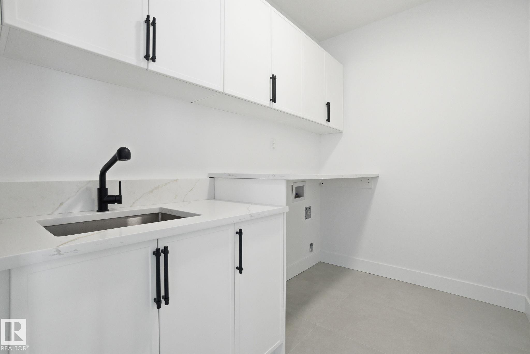 Photo 39 at 142 Edgewater Circle, Southfork, Leduc