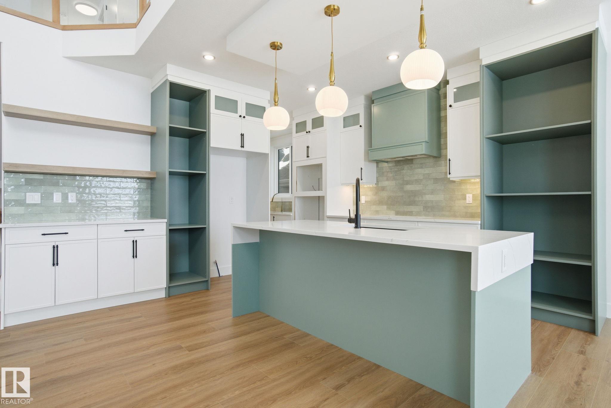 Photo 10 at 142 Edgewater Circle, Southfork, Leduc