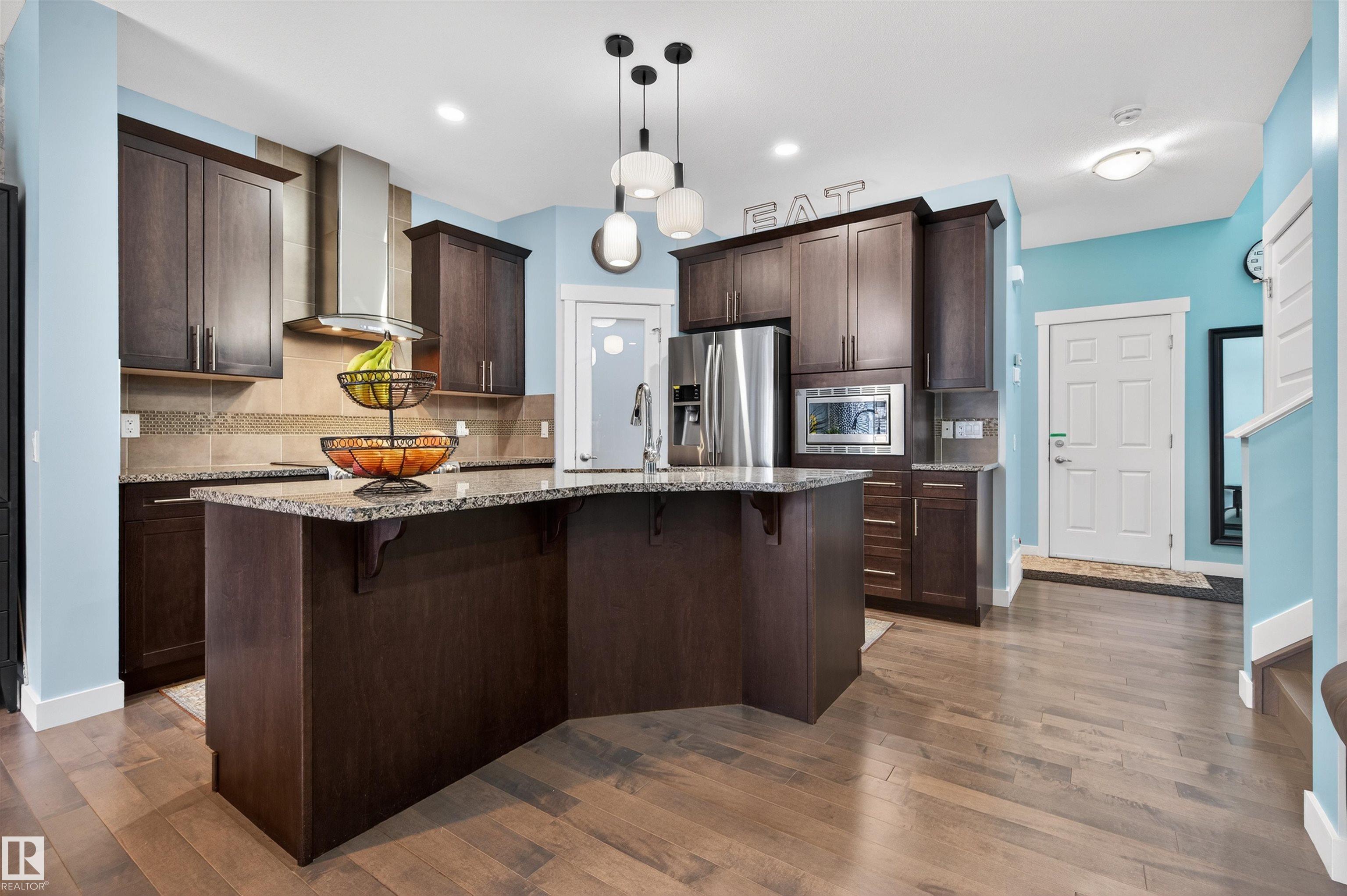 Picture for 21615 84 AV NW