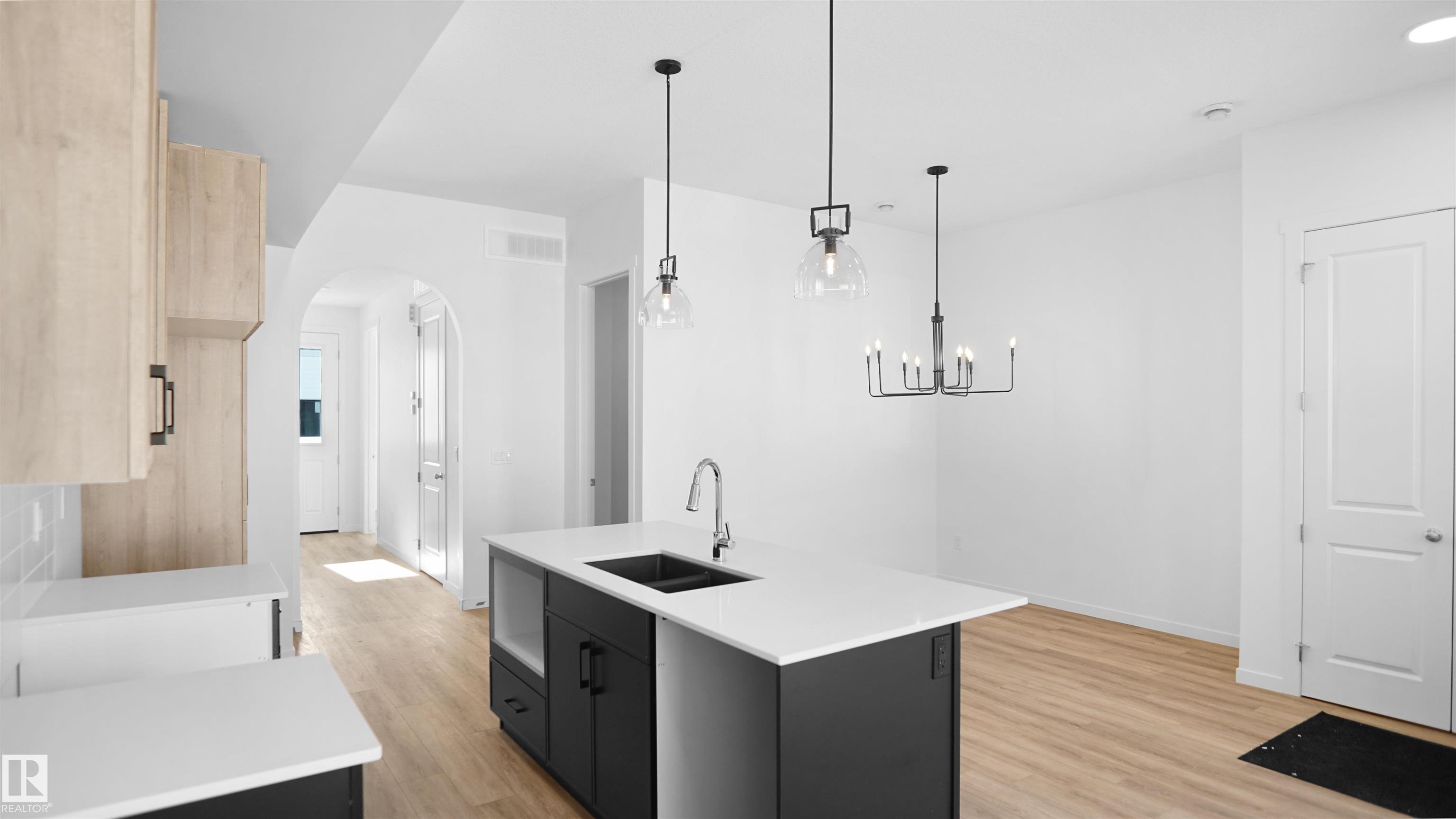 Photo 11 at 20705 42 Avenue NW, Edgemont, Edmonton