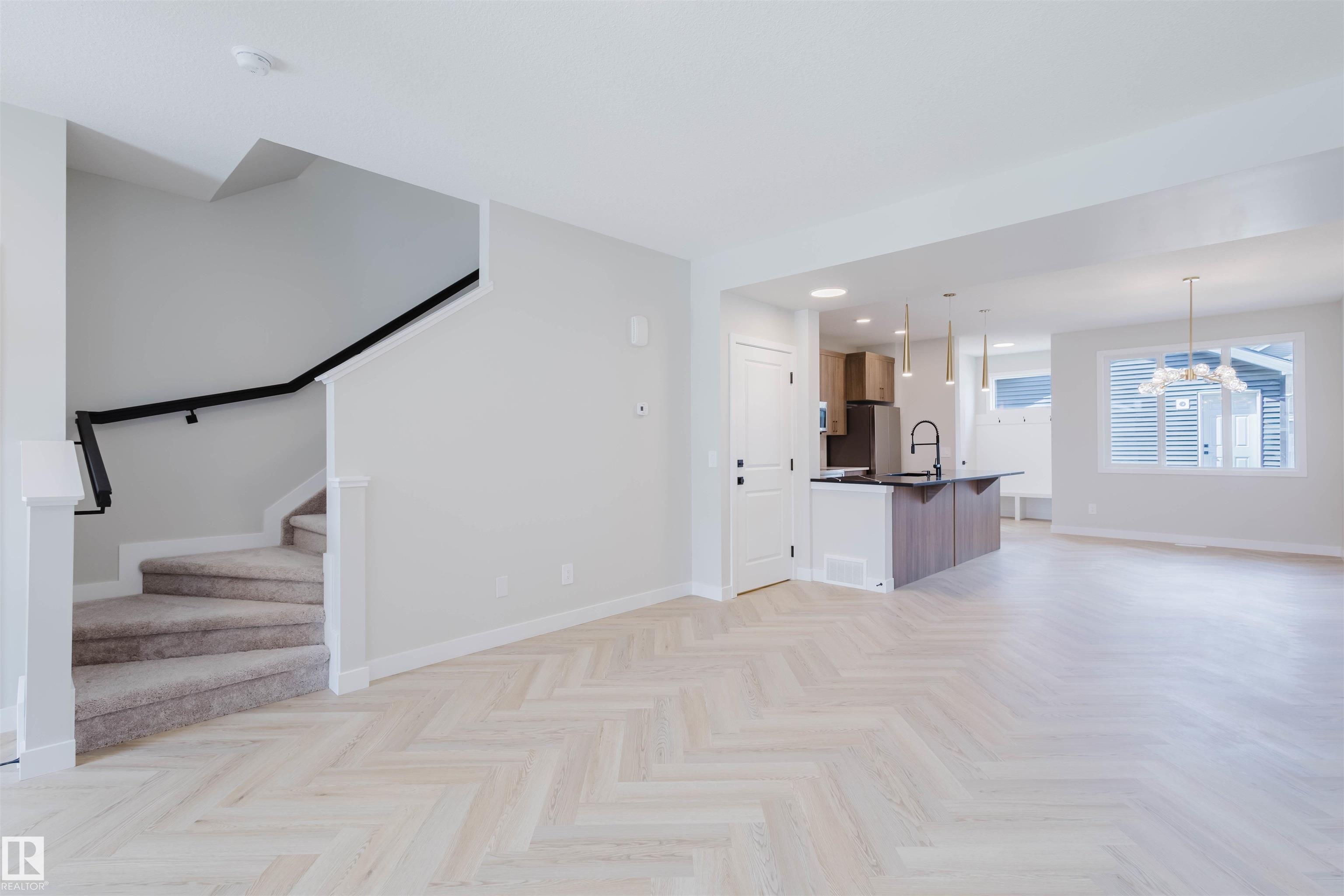 Picture for 2116 CROSSBILL LN NW