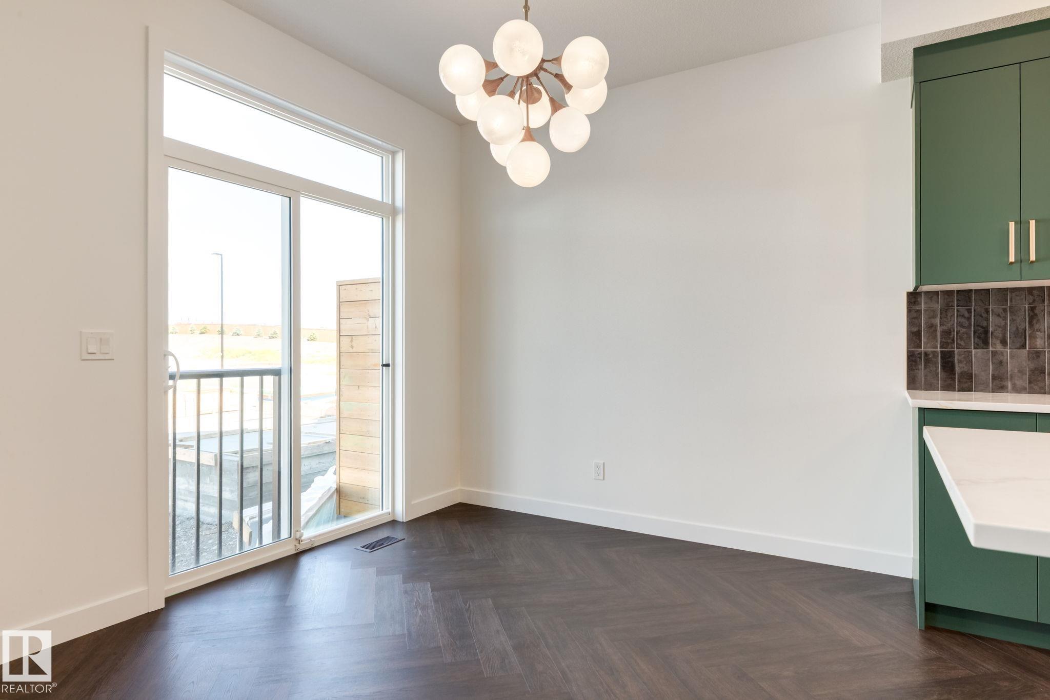 Photo 10 at 2118 Crossbill Lane NW, Kinglet Gardens, Edmonton