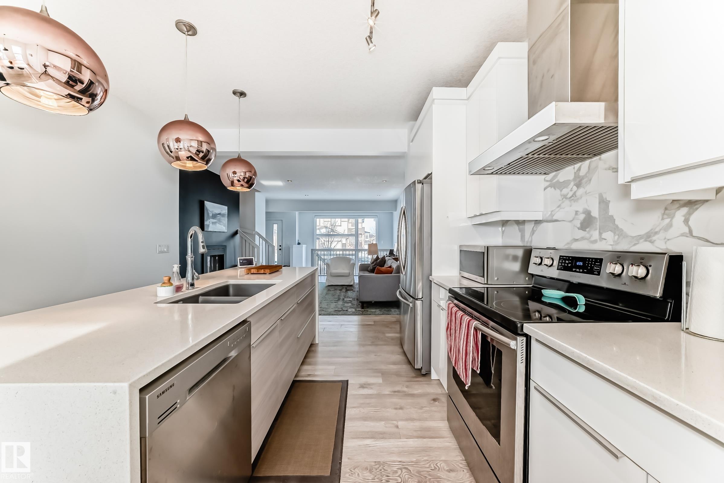 Photo 10 at 6685 Cardinal Road SW, Chappelle Area, Edmonton