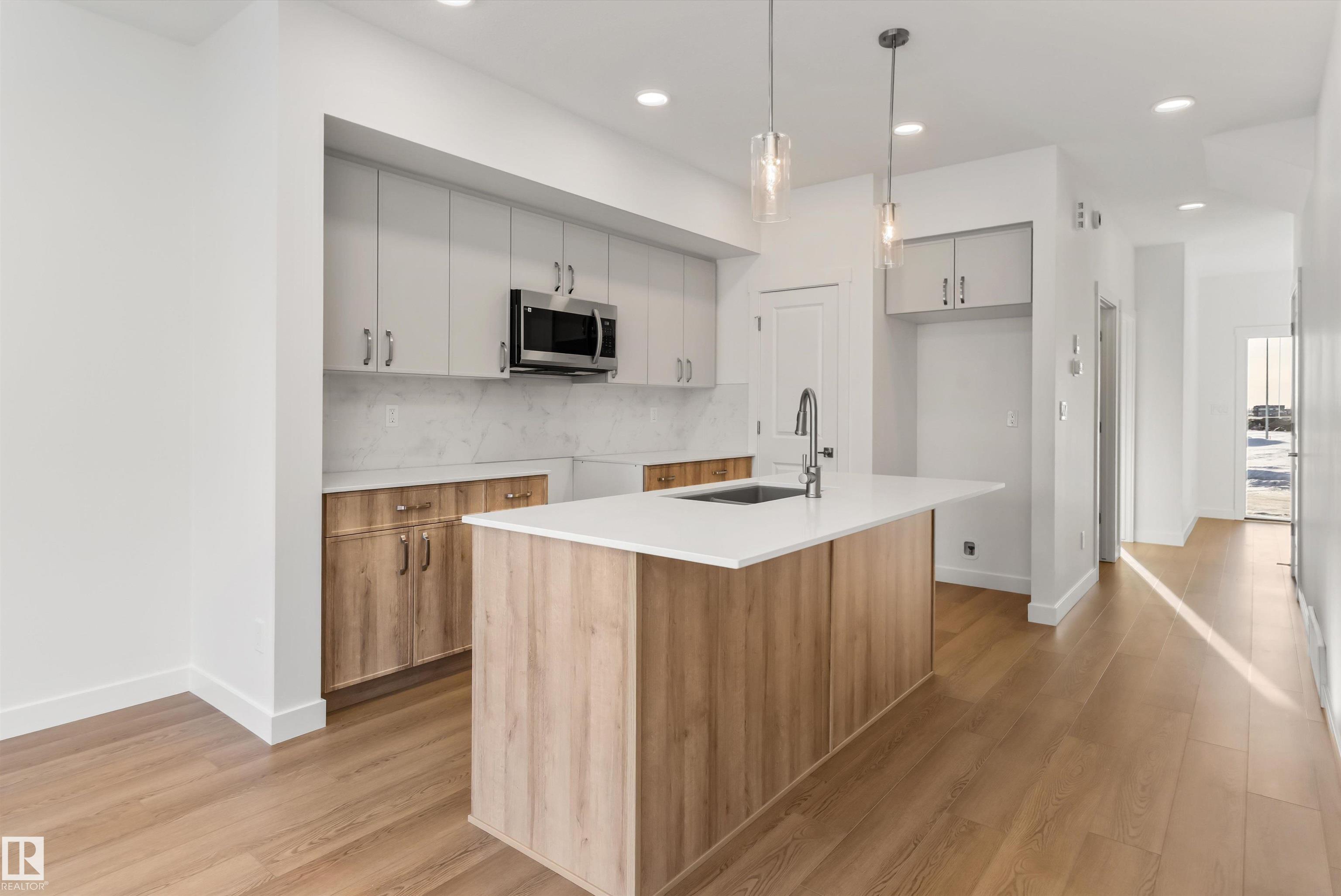 Photo 8 at 20832 40 Avenue NW, Edgemont, Edmonton