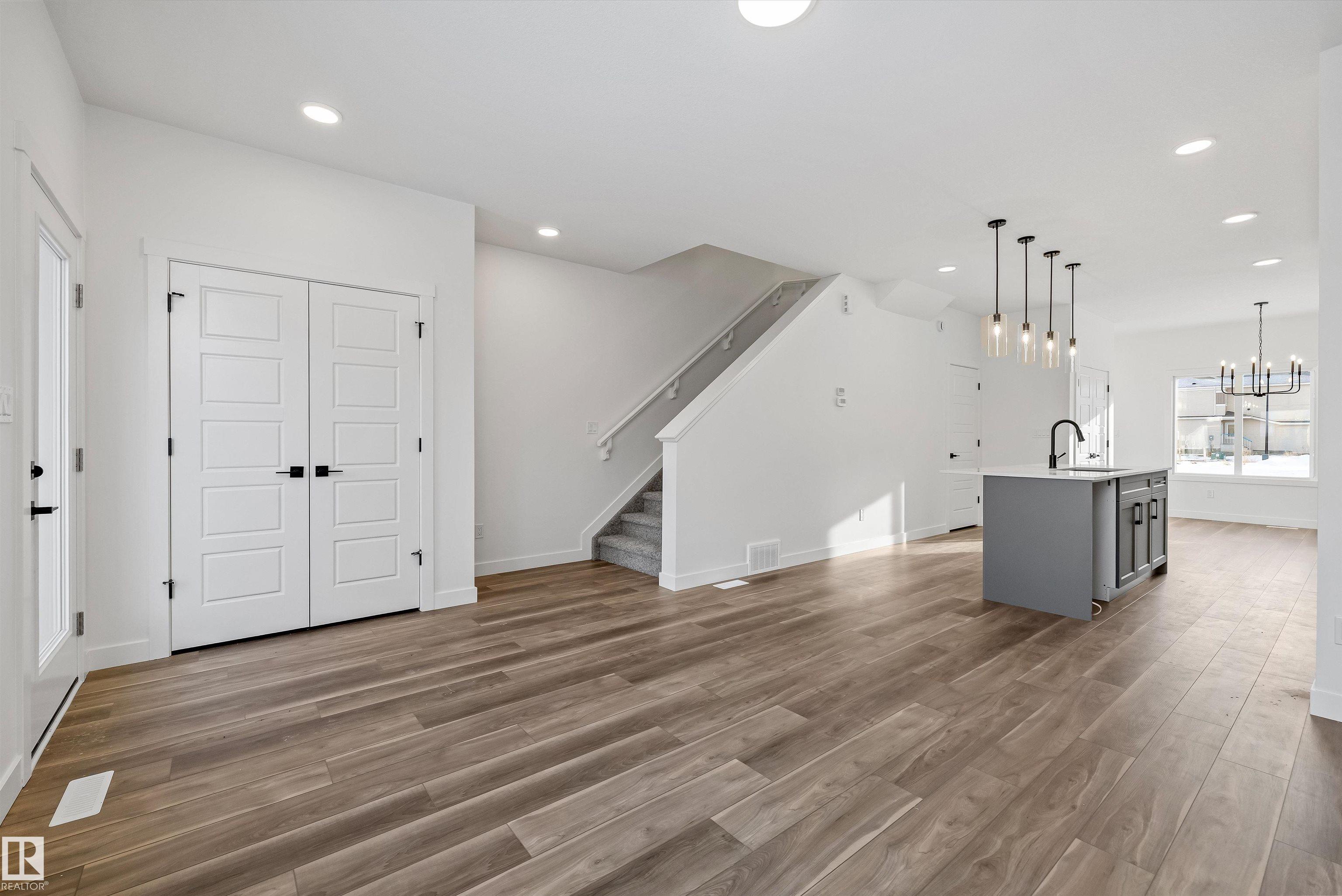 Picture for 18847 29 AV NW