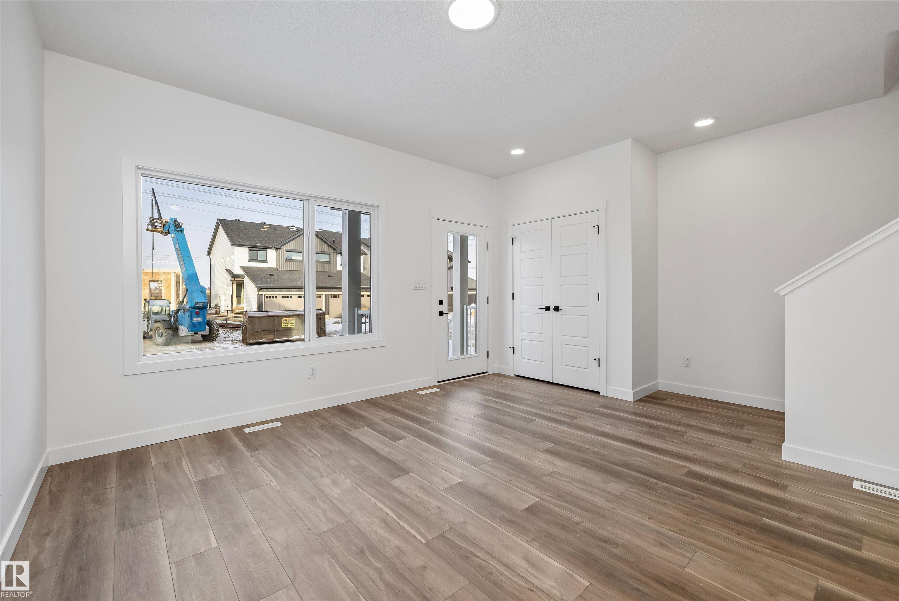 Photo 7 at 18847 29 Avenue NW, The Uplands, Edmonton