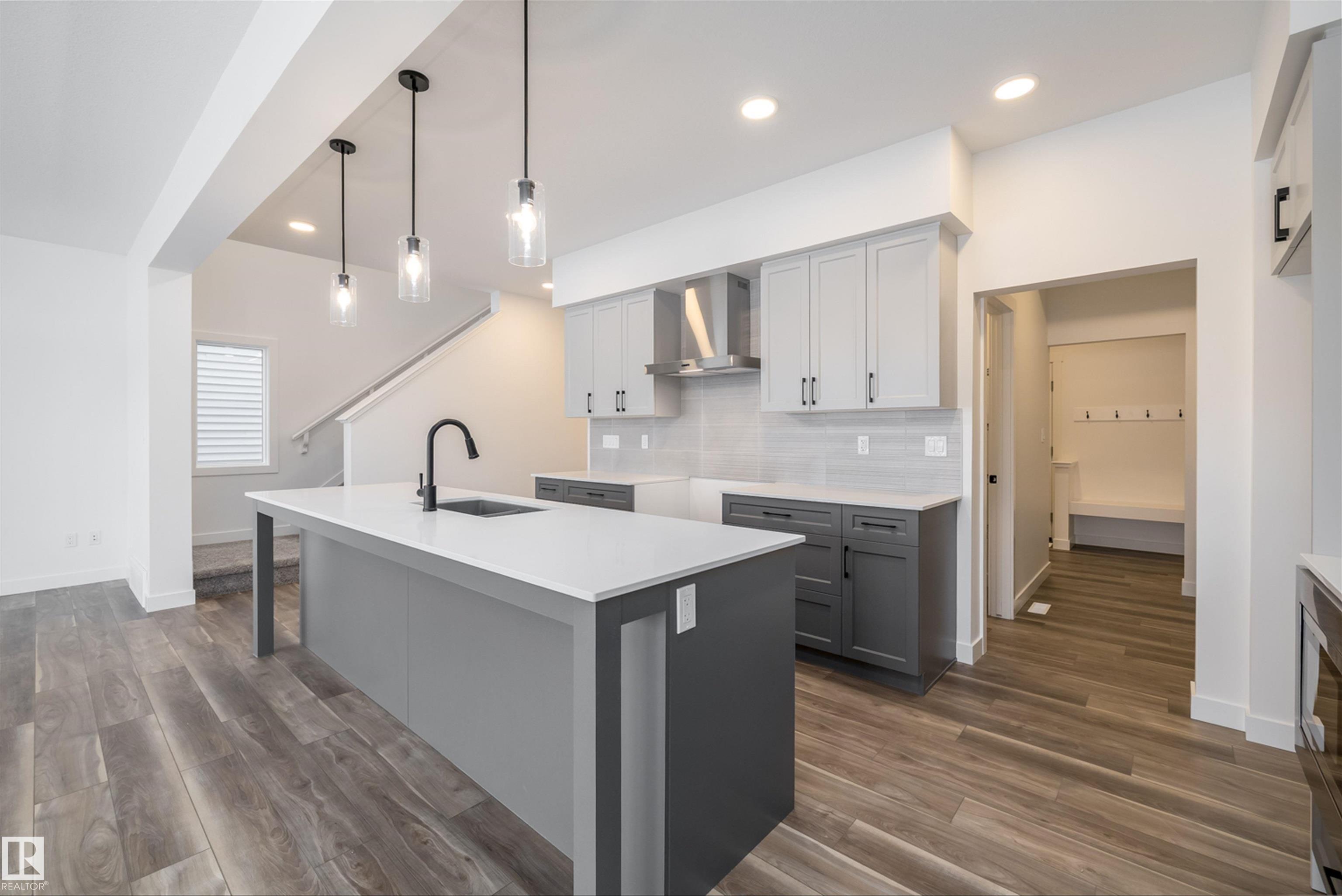 Photo 11 at 656 Kinglet Boulevard NW, Kinglet Gardens, Edmonton