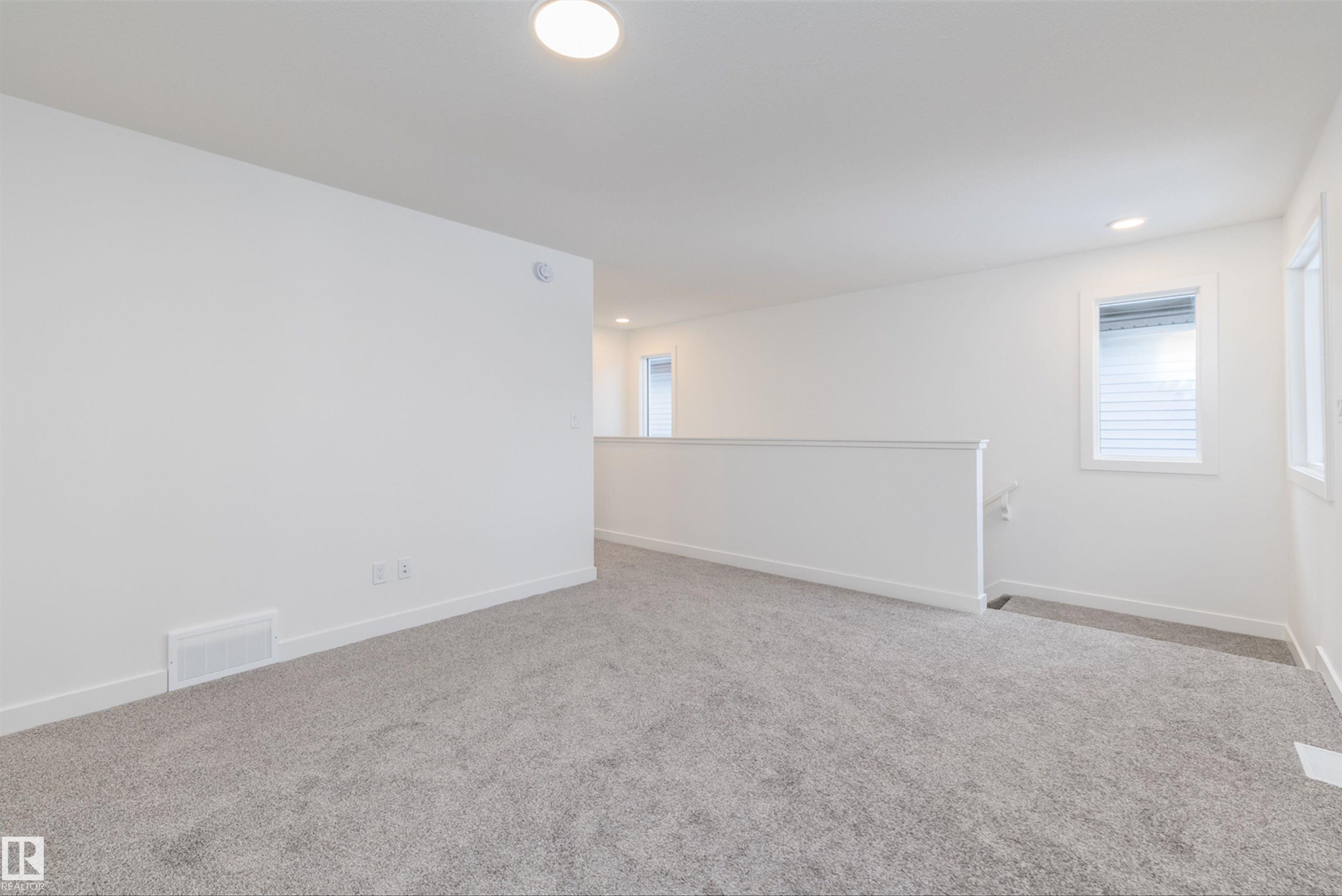 Photo 26 at 656 Kinglet Boulevard NW, Kinglet Gardens, Edmonton