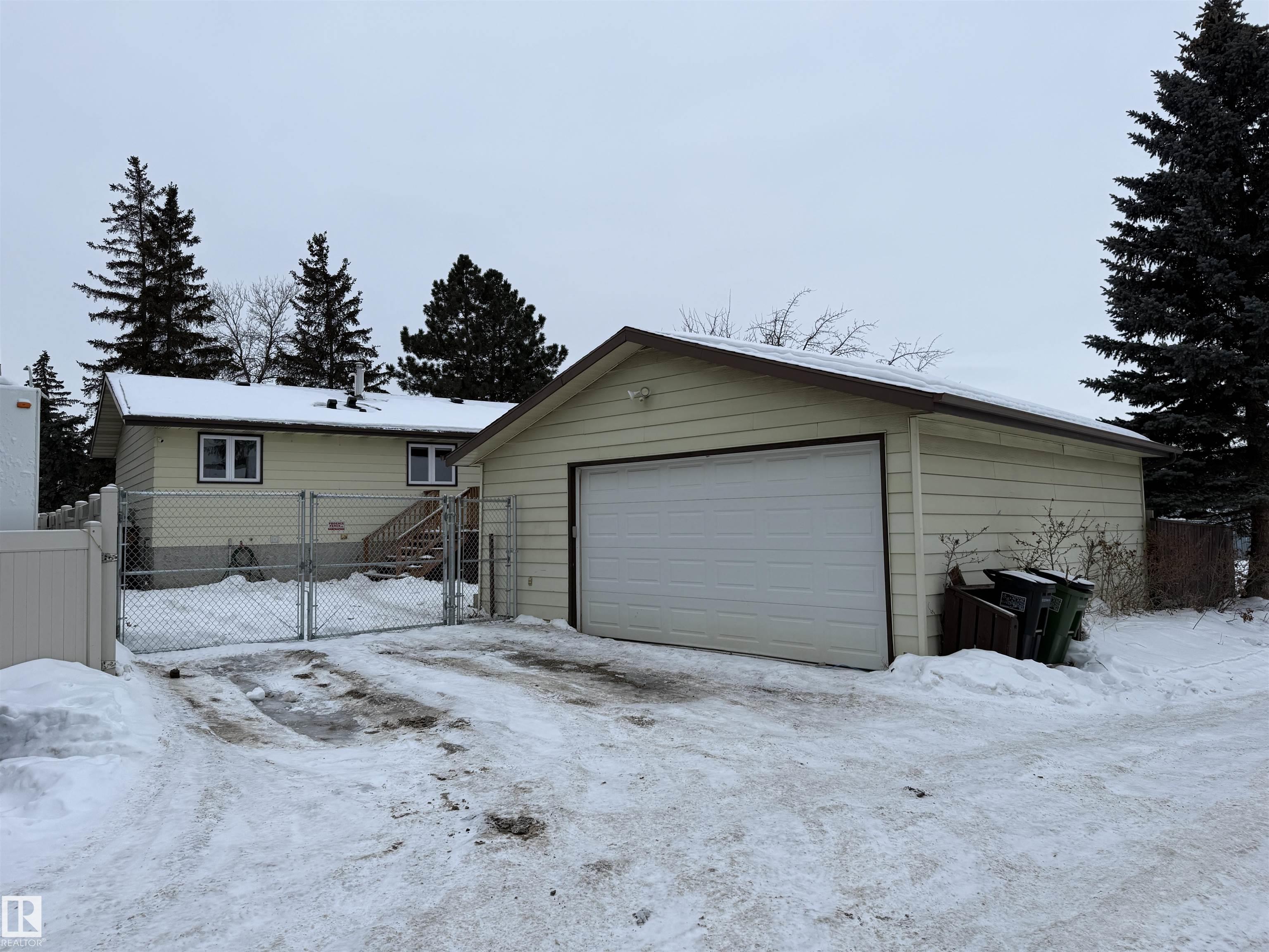 Photo 25 at 17115 100 Street NW, Baturyn, Edmonton