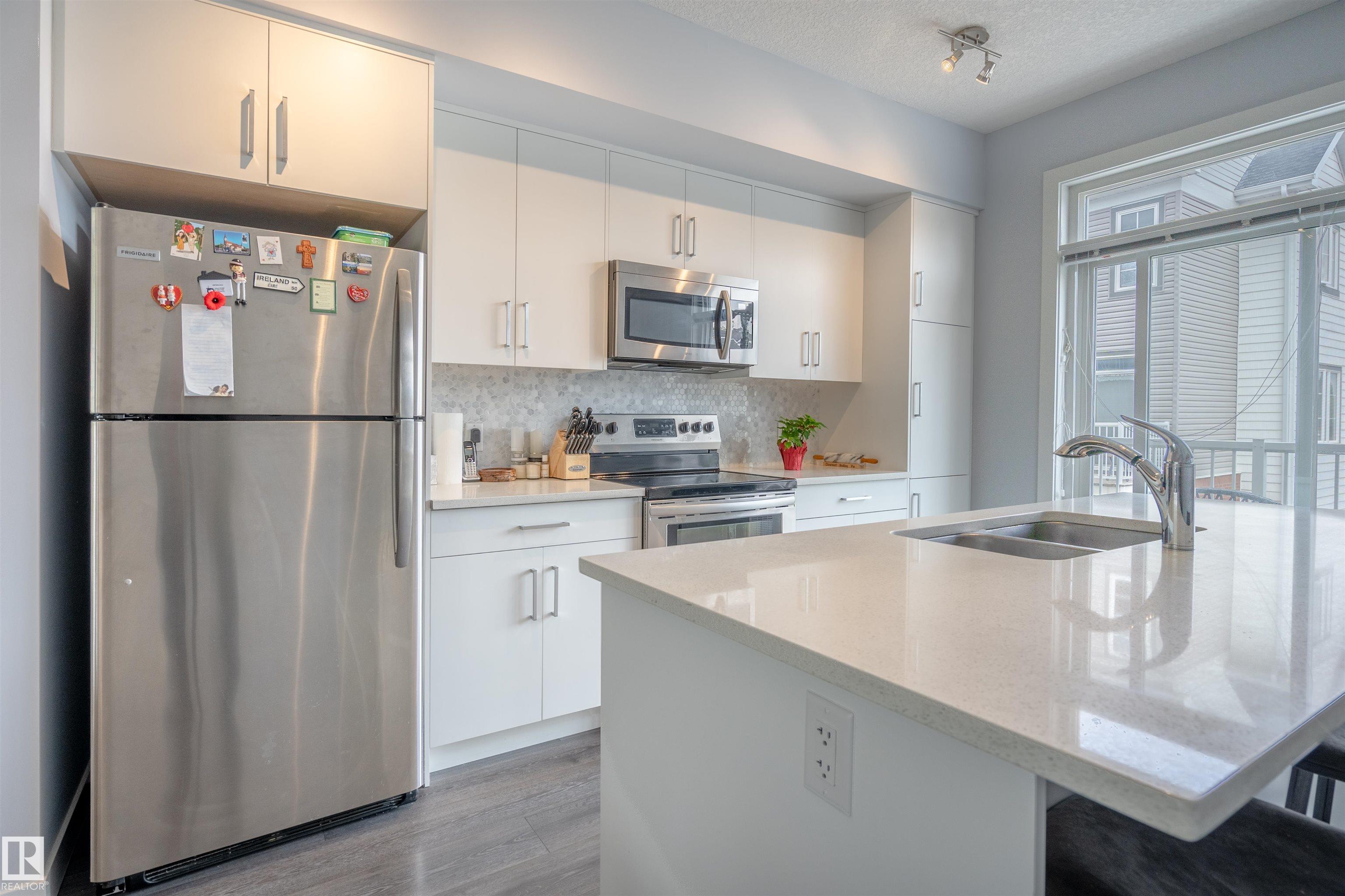 Picture for 1085 GAULT BV NW