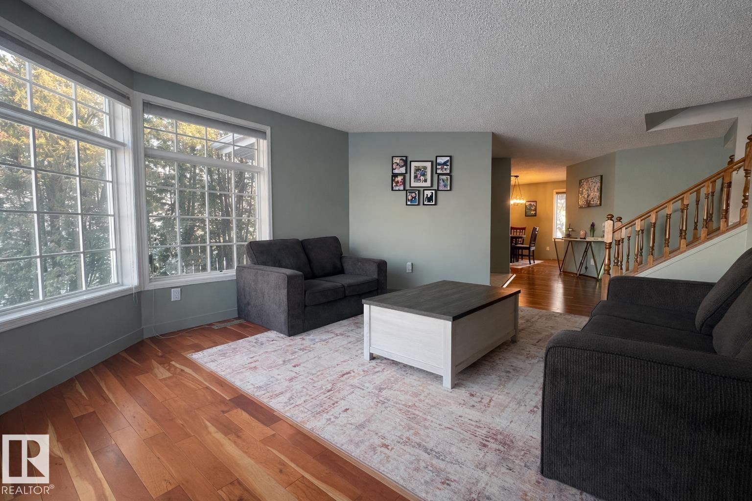 19011 92a Avenue NW, Belmead, Edmonton